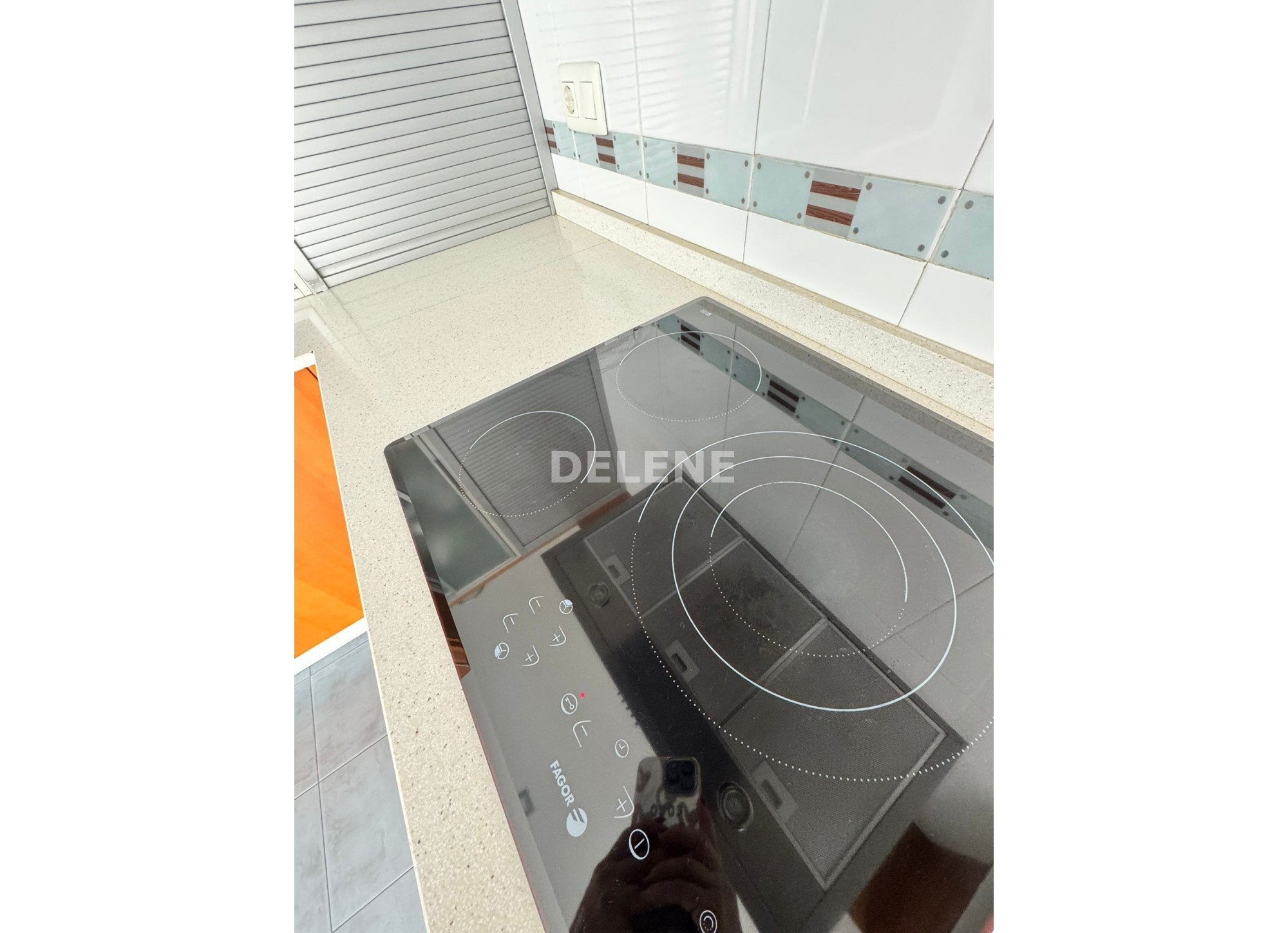 2955 CHALET ADOSADO, ISSO