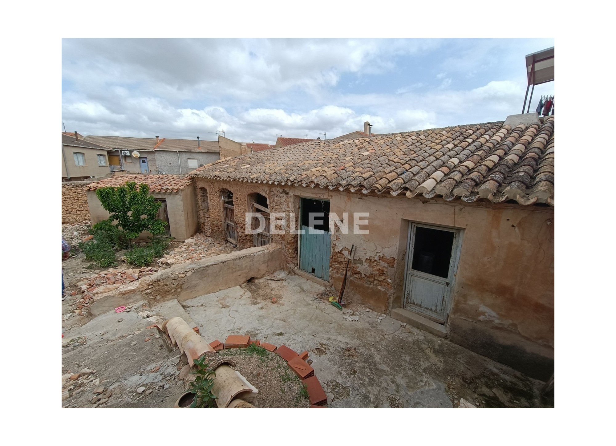 2961 CASA EN TOBARRA