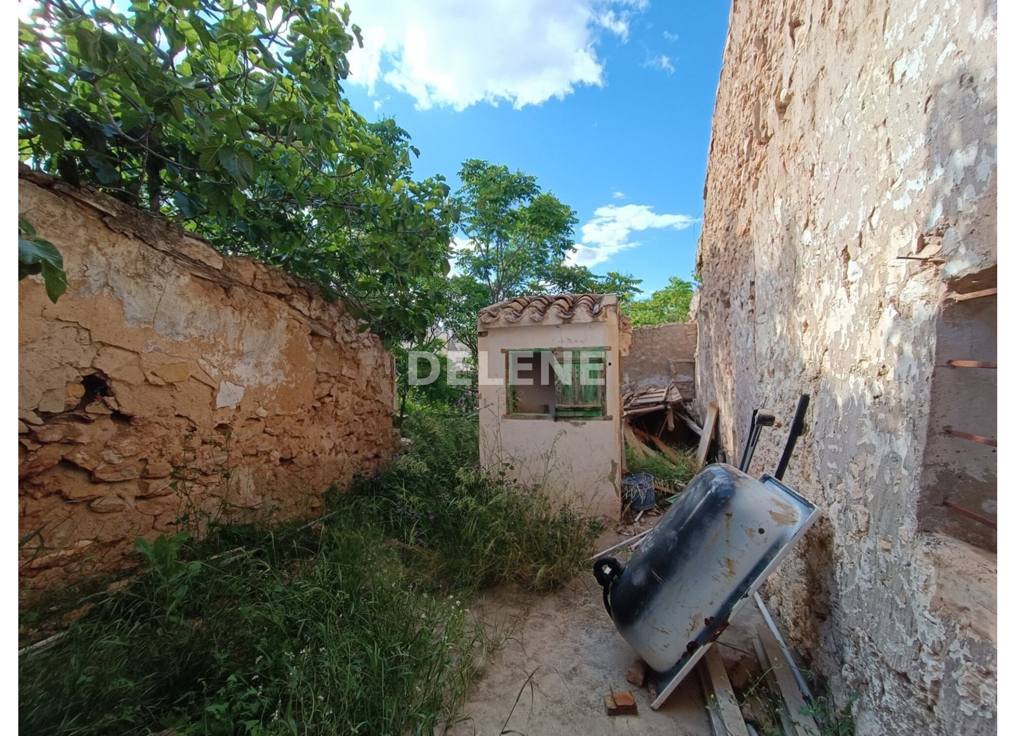 2962 CASA EN SANTIAGO DE MORA