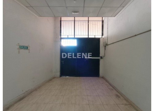 2968 LOCAL ZONA AVDA LA LIBERTAD