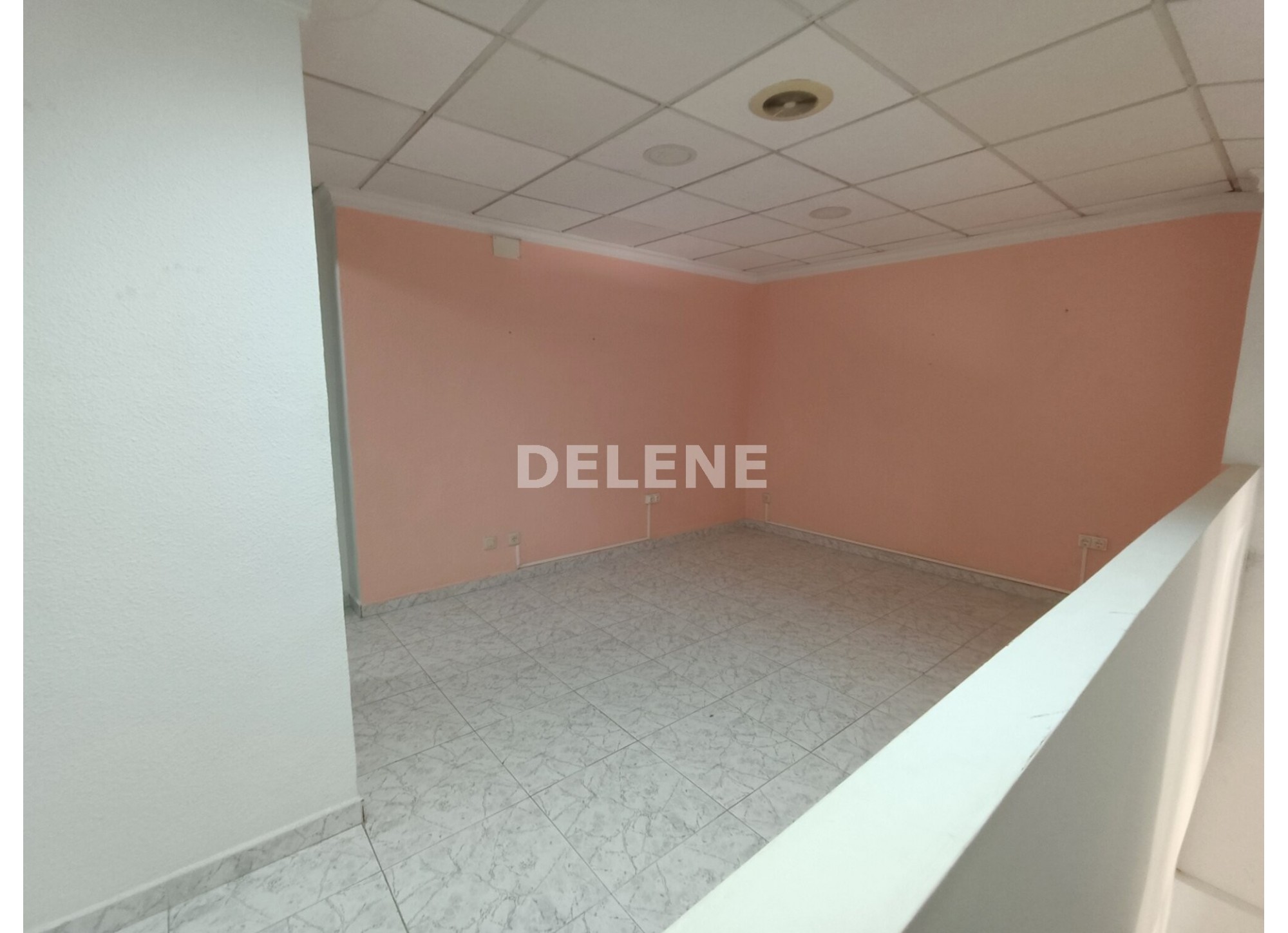 2969 LOCAL COMERCIAL ZONA PARQUE