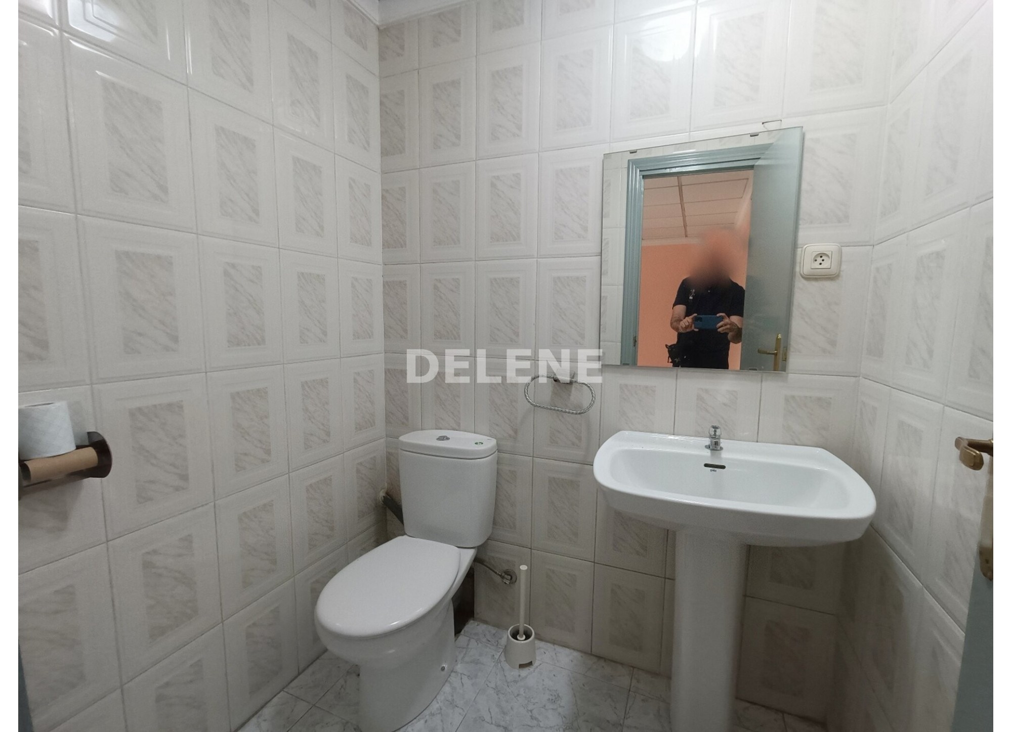 2969 LOCAL COMERCIAL ZONA PARQUE