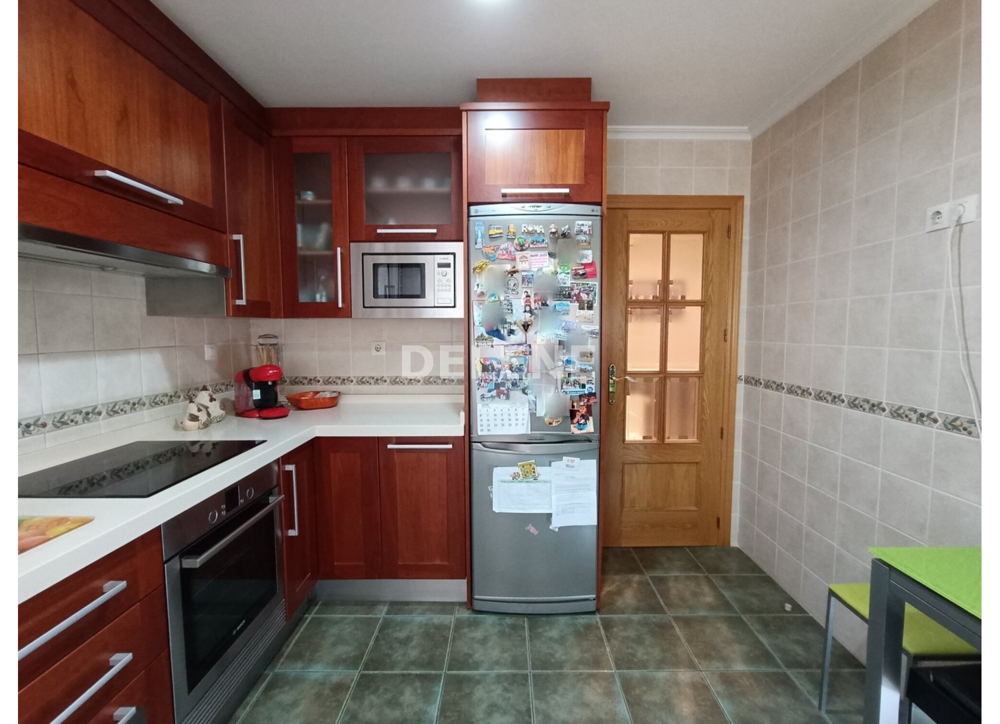 2974 PISO CON TERRAZA, ZONA MERCADONA
