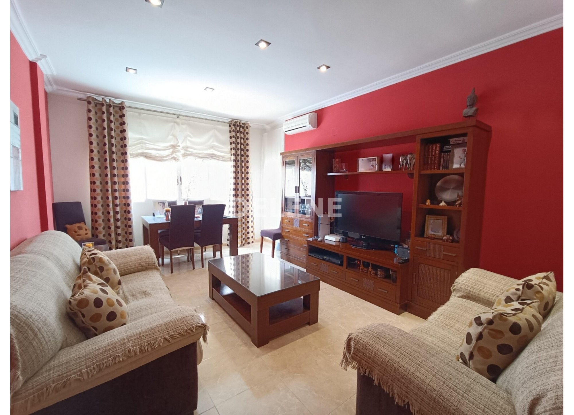 2974 PISO CON TERRAZA, ZONA MERCADONA