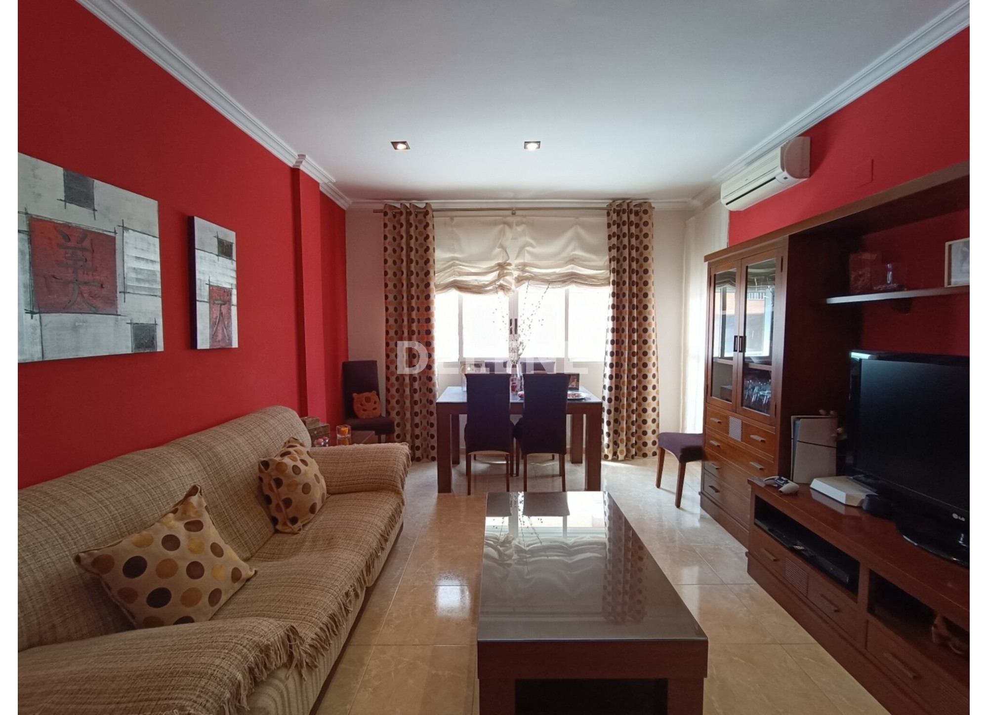 2974 PISO CON TERRAZA, ZONA MERCADONA