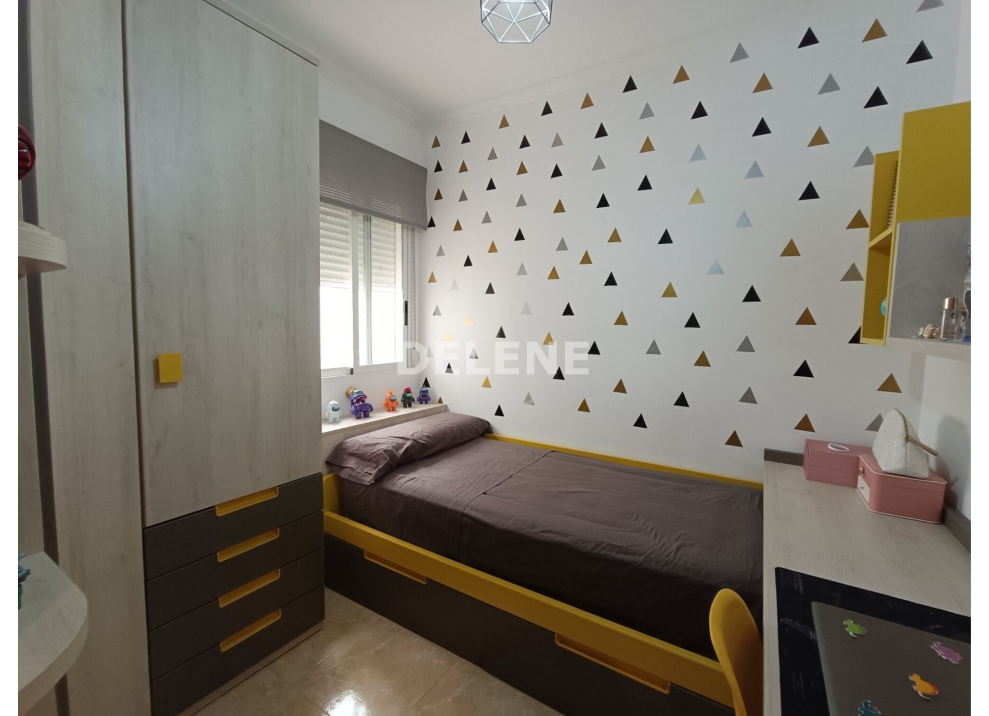 2974 PISO CON TERRAZA, ZONA MERCADONA