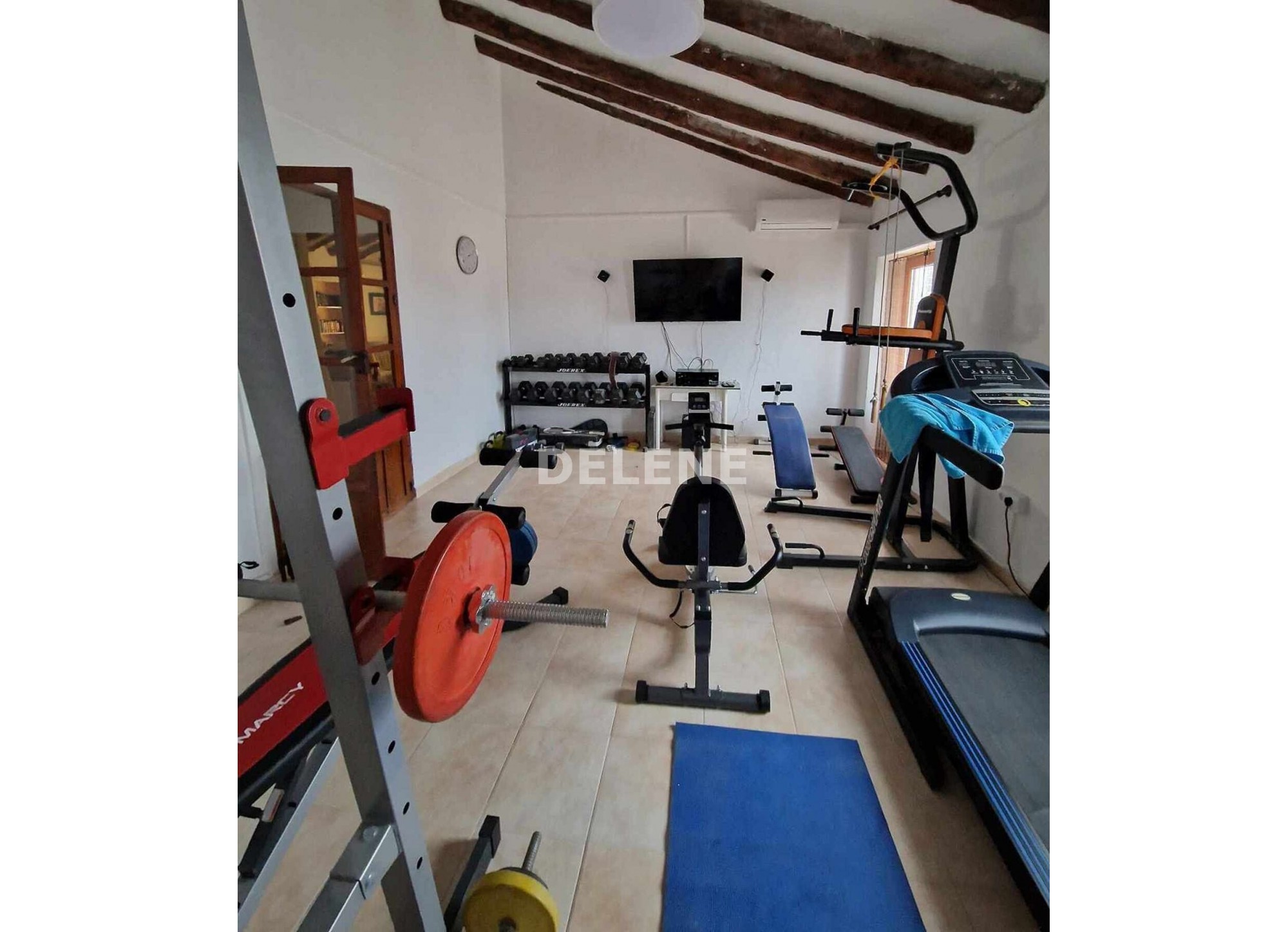2979 CHALET ADOSADO EN ISSO