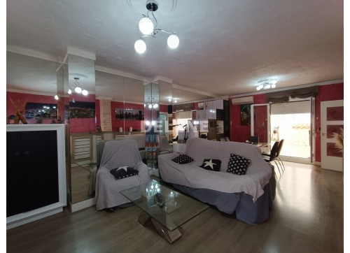 2983 PISO CON PATIO, ZONA PARQUE