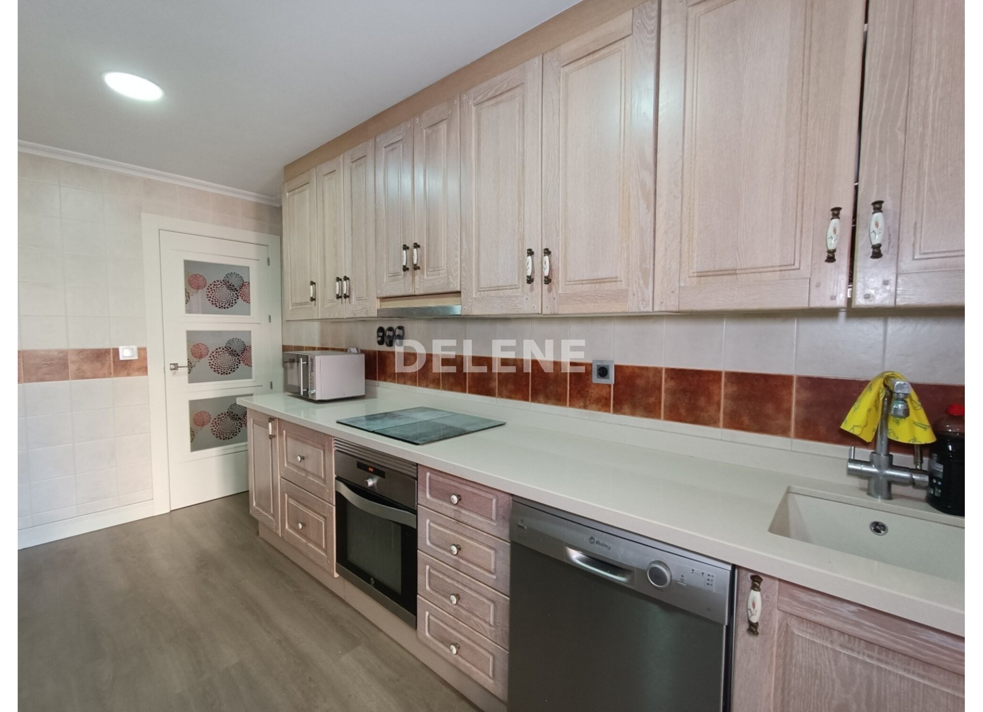 2983 PISO CON PATIO, ZONA PARQUE
