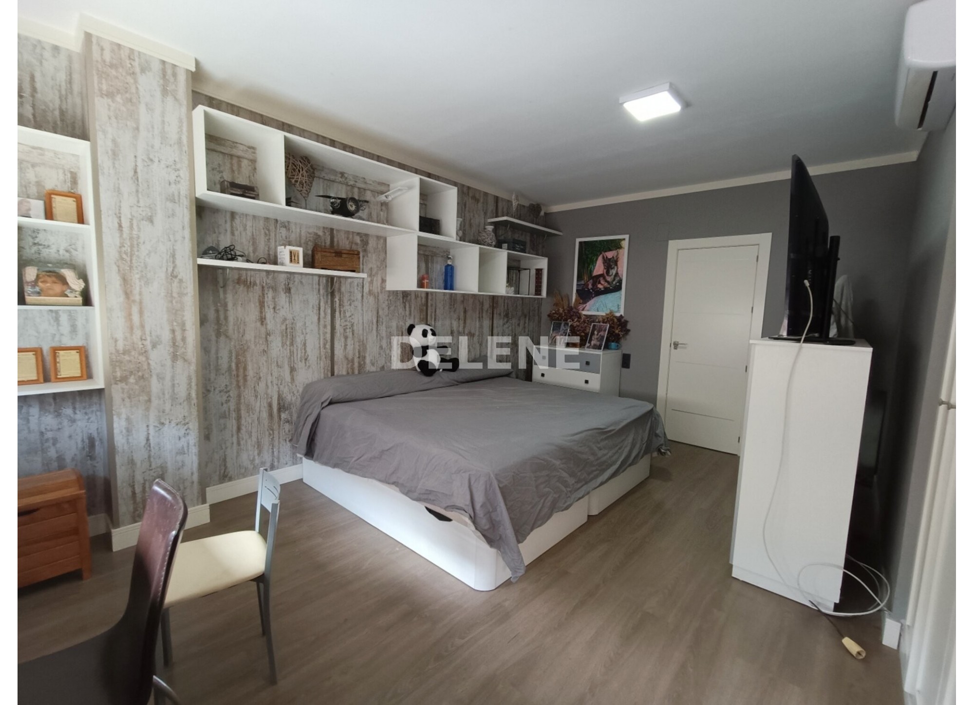 2983 PISO CON PATIO, ZONA PARQUE