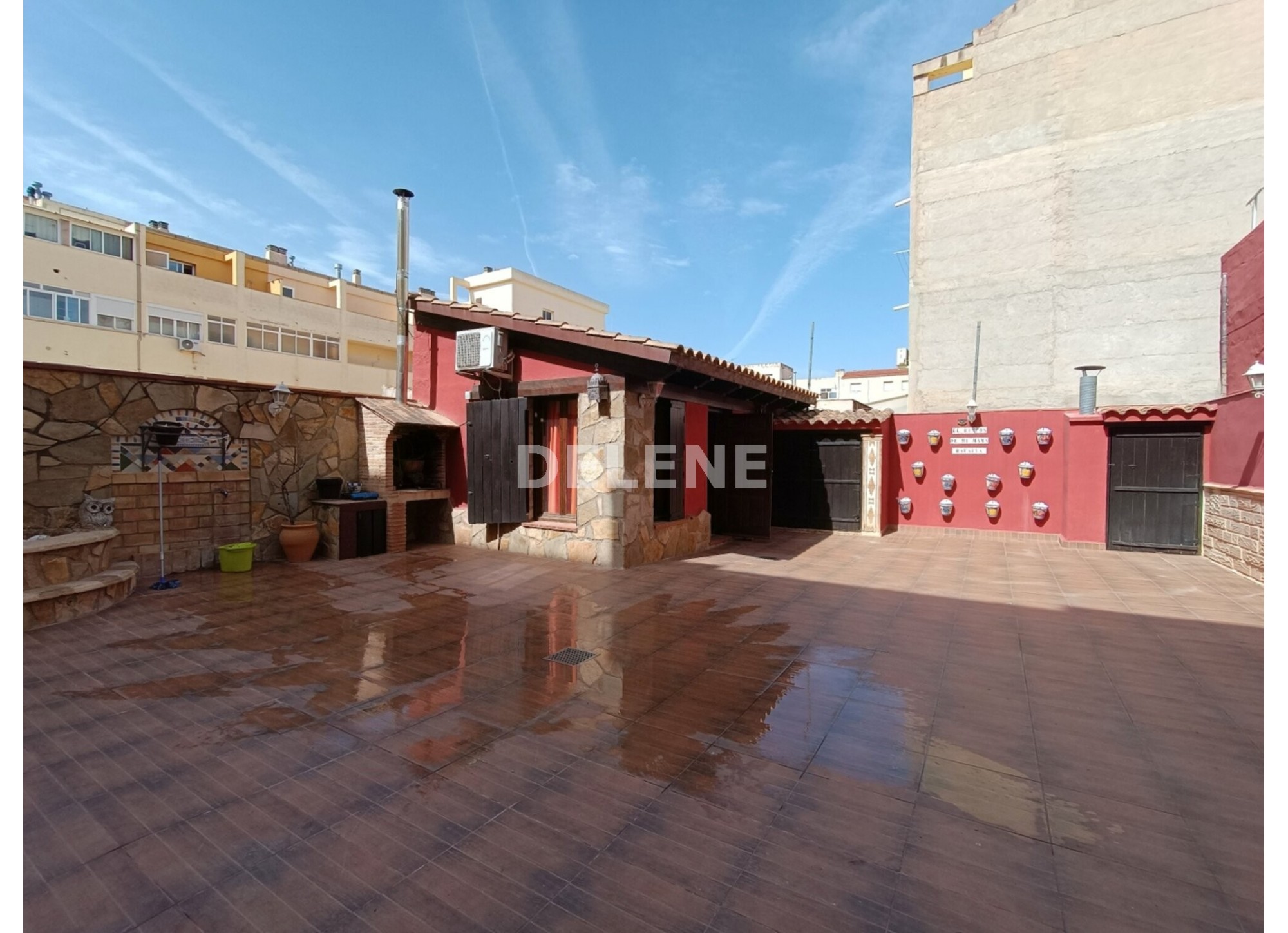2983 PISO CON PATIO, ZONA PARQUE