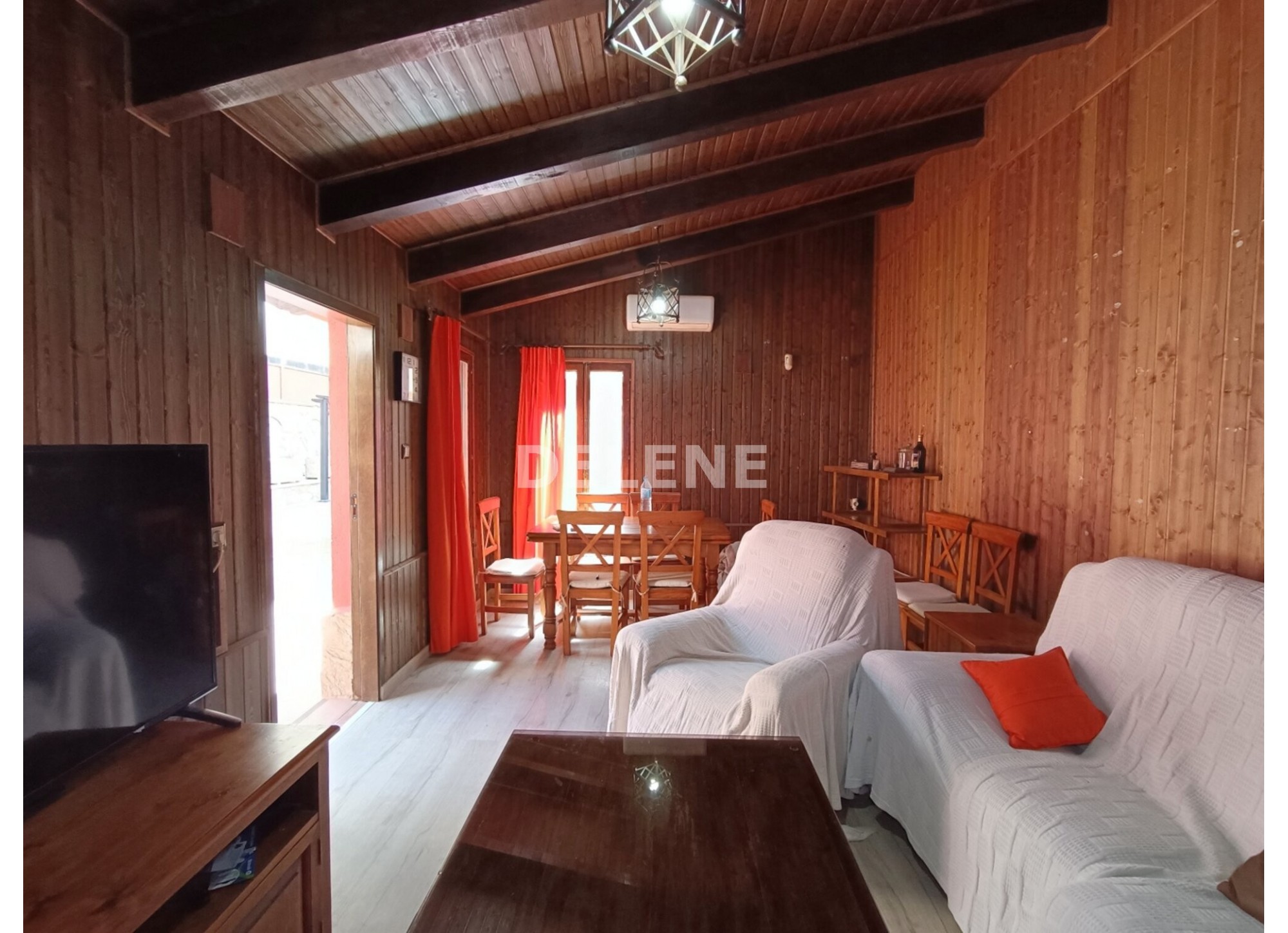 2983 PISO CON PATIO, ZONA PARQUE