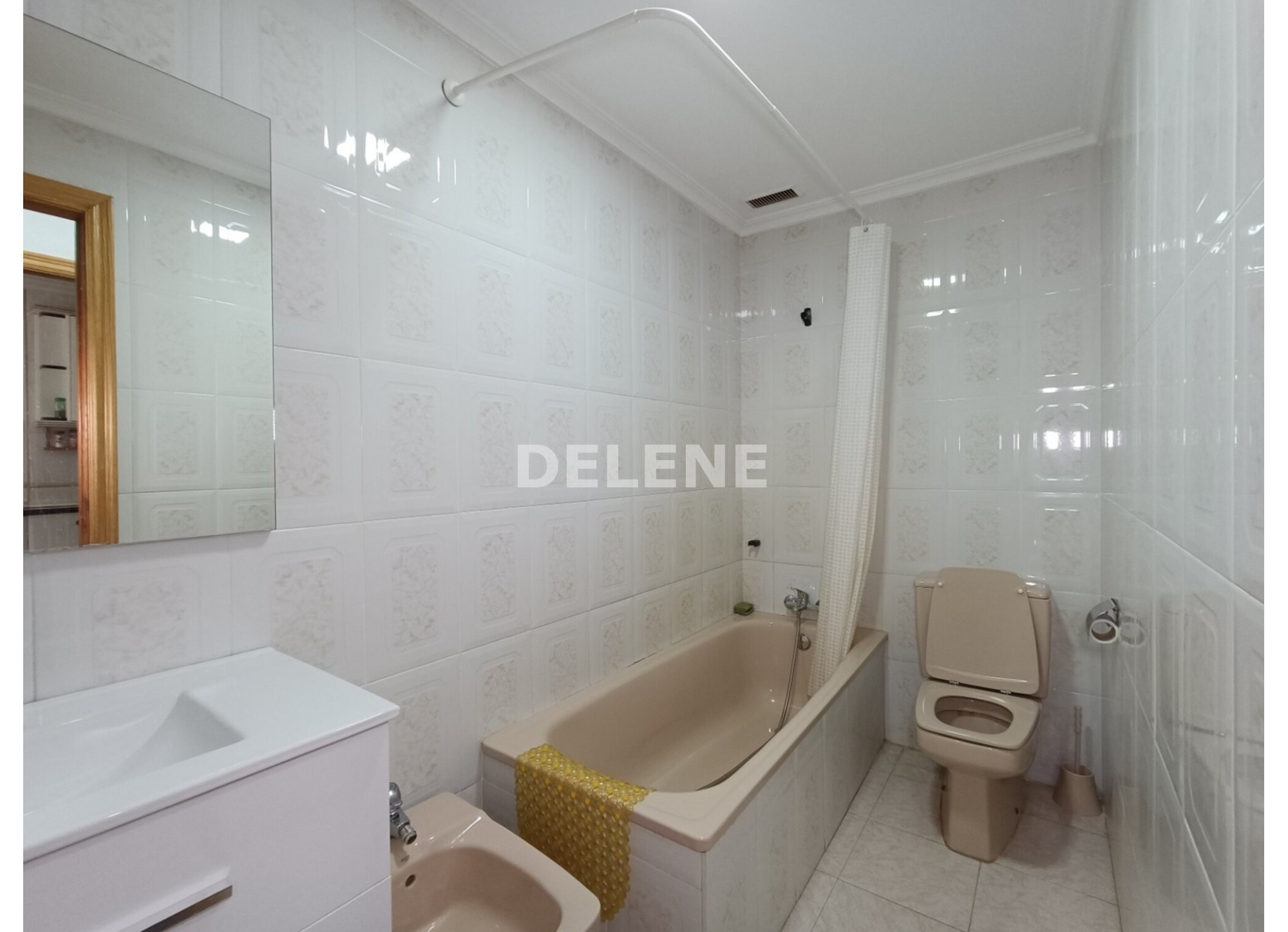 2984 PISO, ZONA