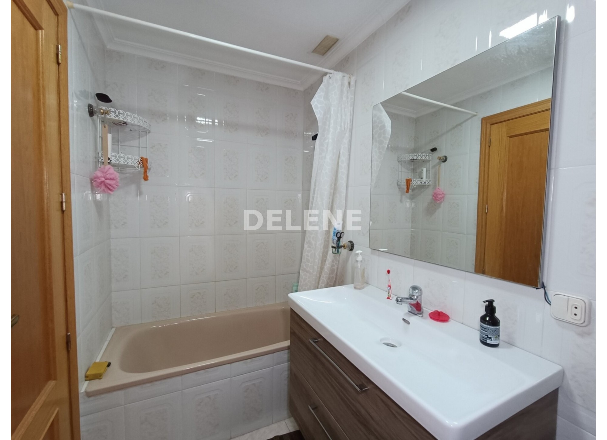 2984 PISO, ZONA