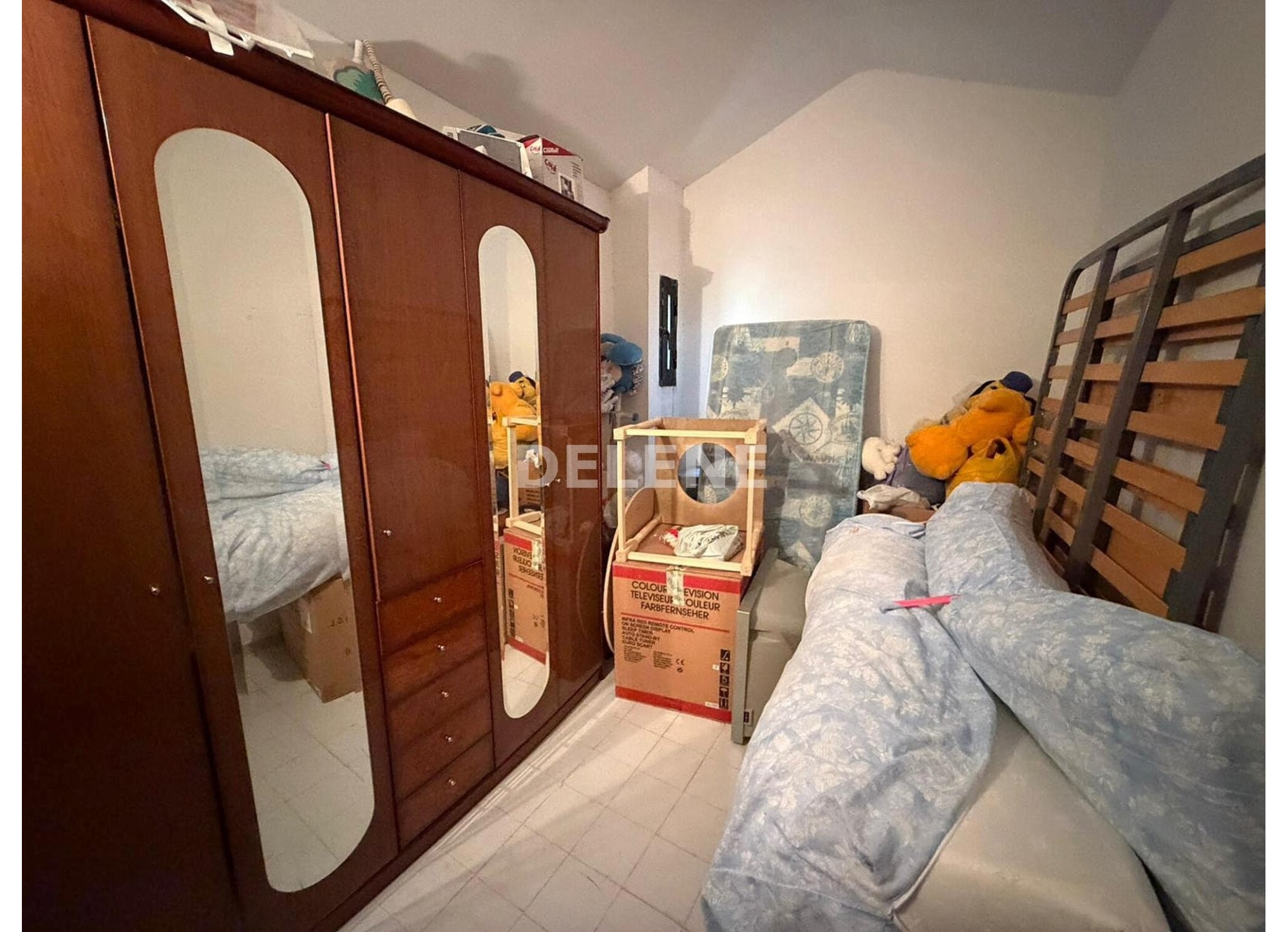 2984 PISO, ZONA