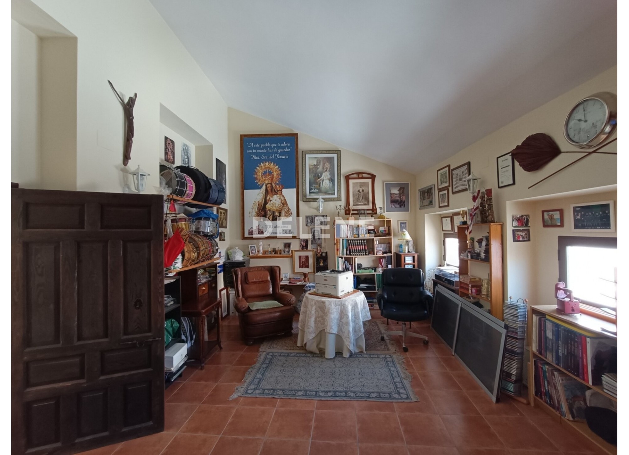 2985 CASA CINCO PLANTAS, ZONA