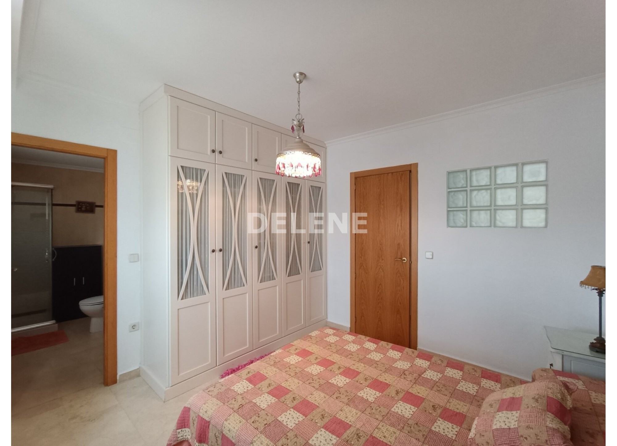 2714 PISO CON GARAJE Y TRASTERO, PRÓXIMO A PLAZA DE SANTA ANA