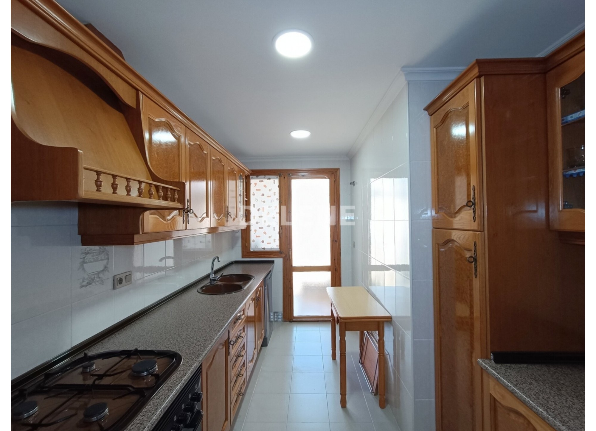 2986 PISO EN ZONA JUAN CARLOS PRIMERO