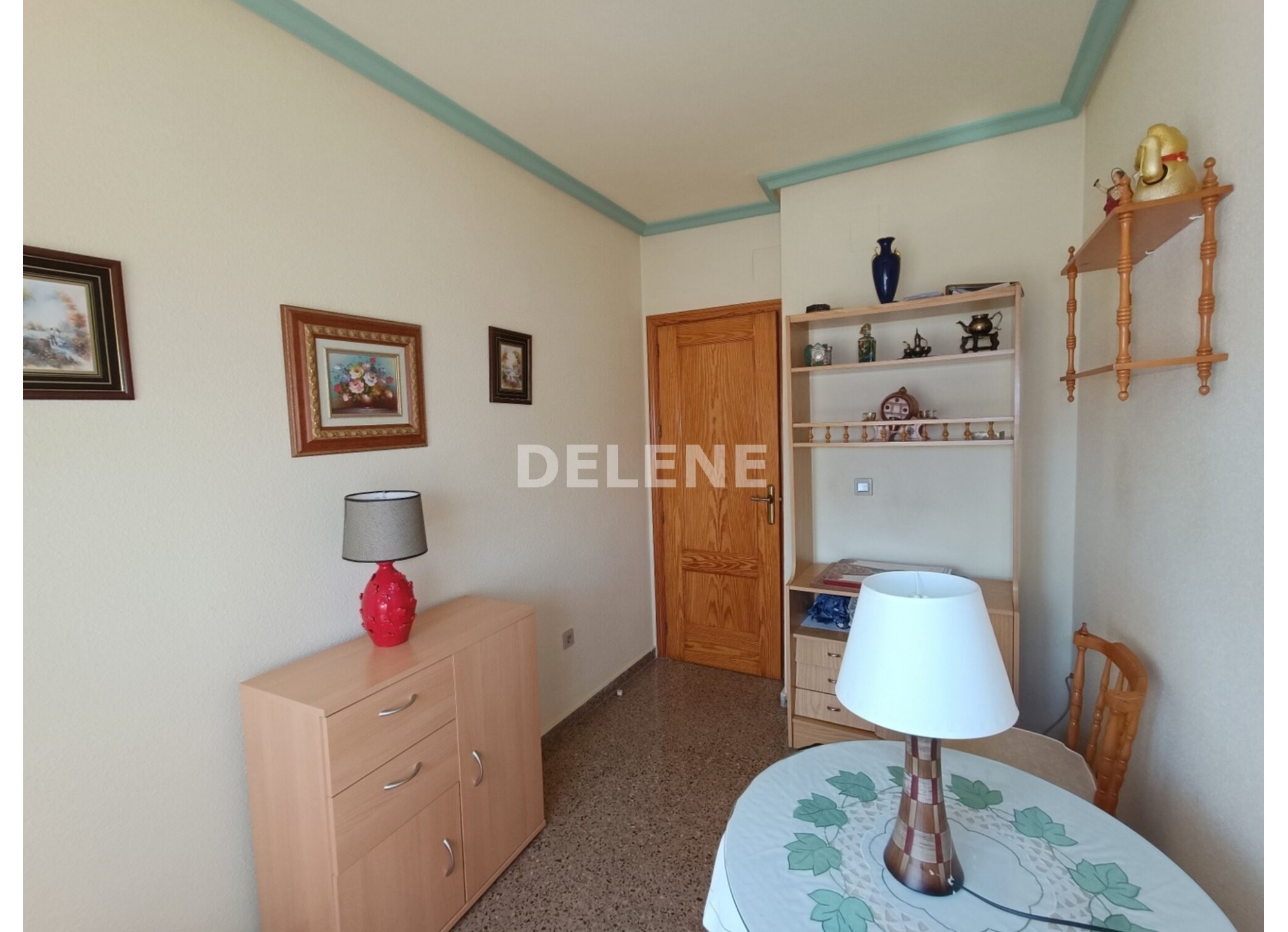 2986 PISO EN ZONA JUAN CARLOS PRIMERO