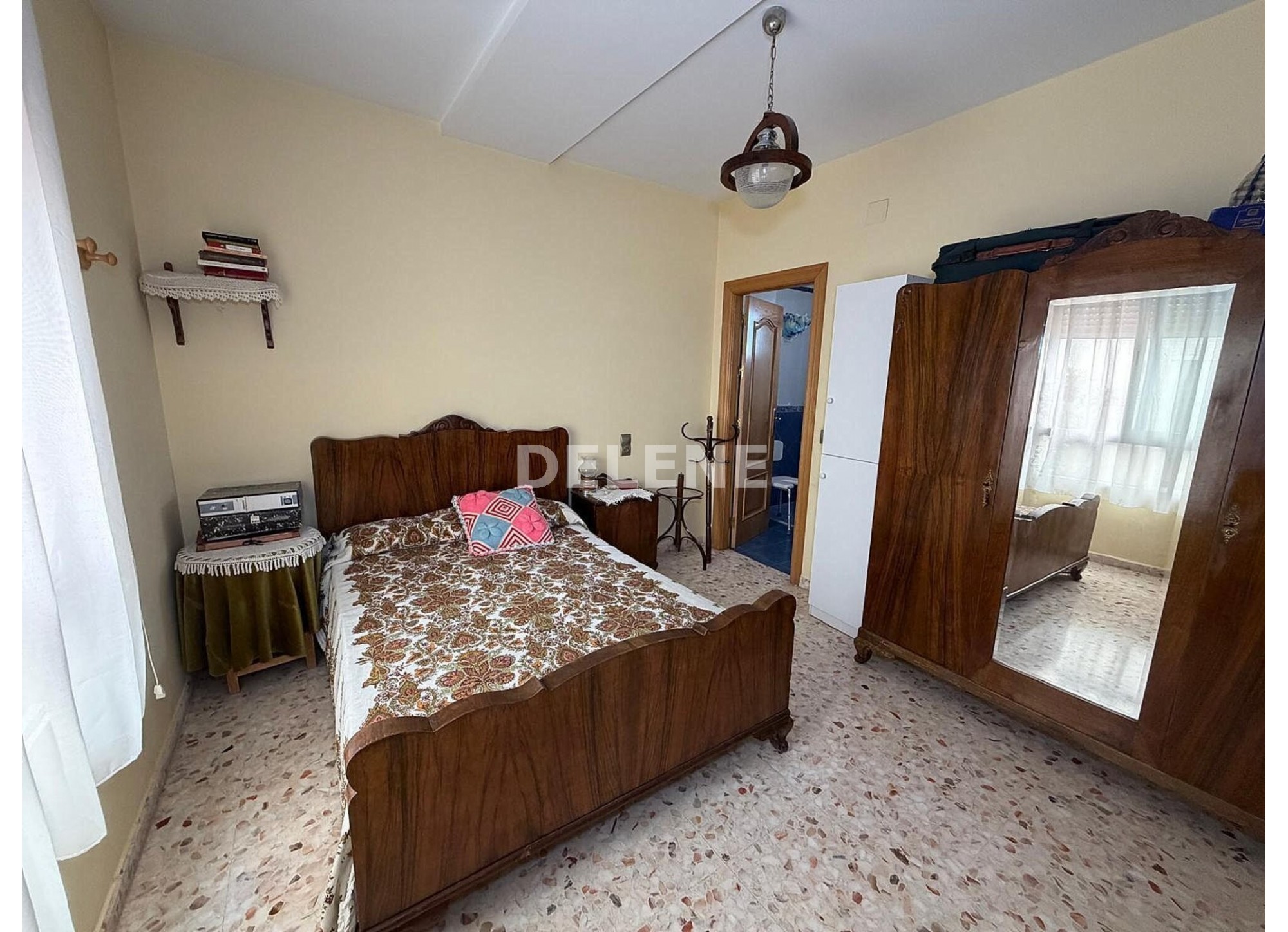 2988 PISO EN ZONA PLAZA NUEVA