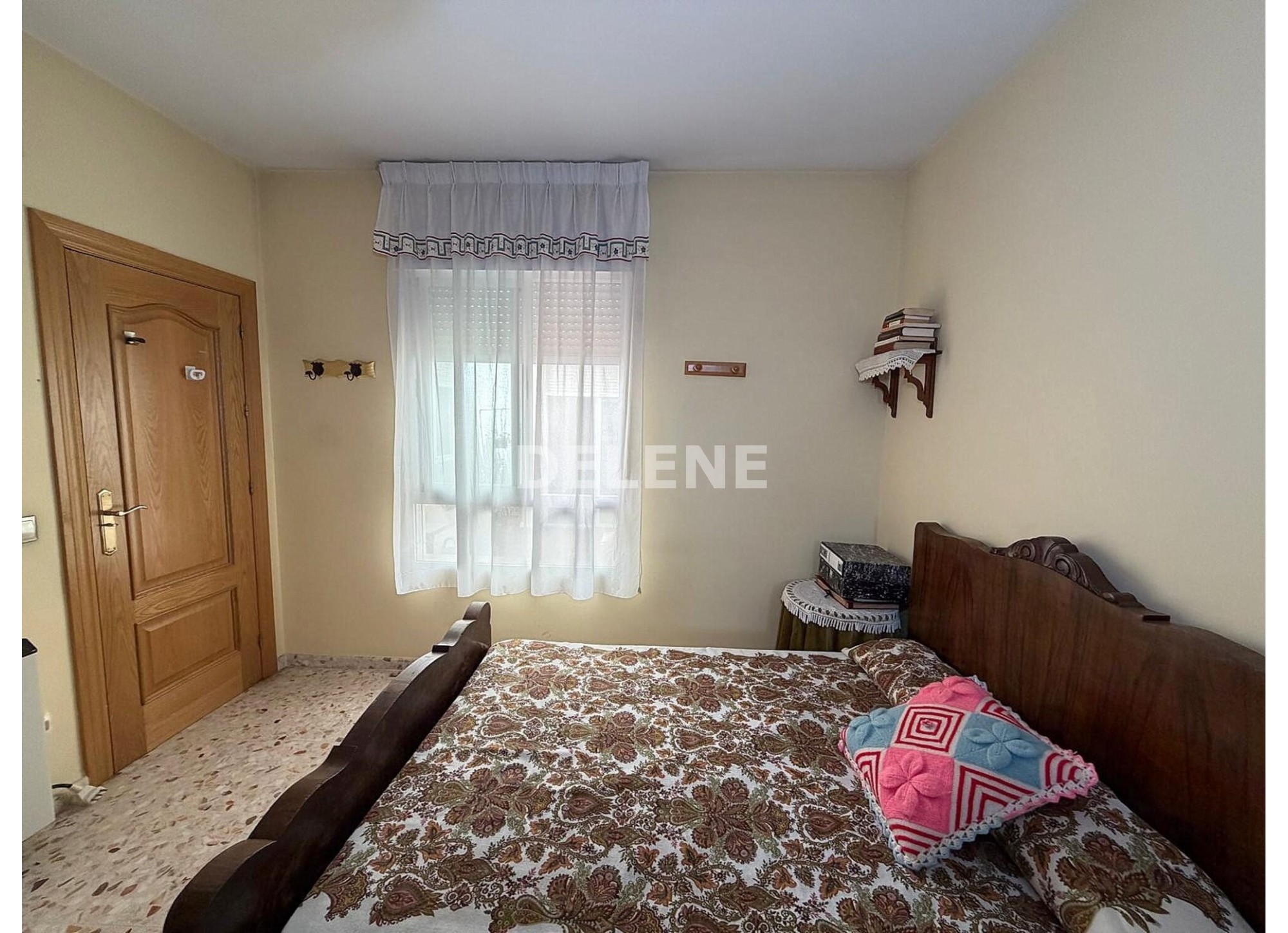 2988 PISO EN ZONA PLAZA NUEVA