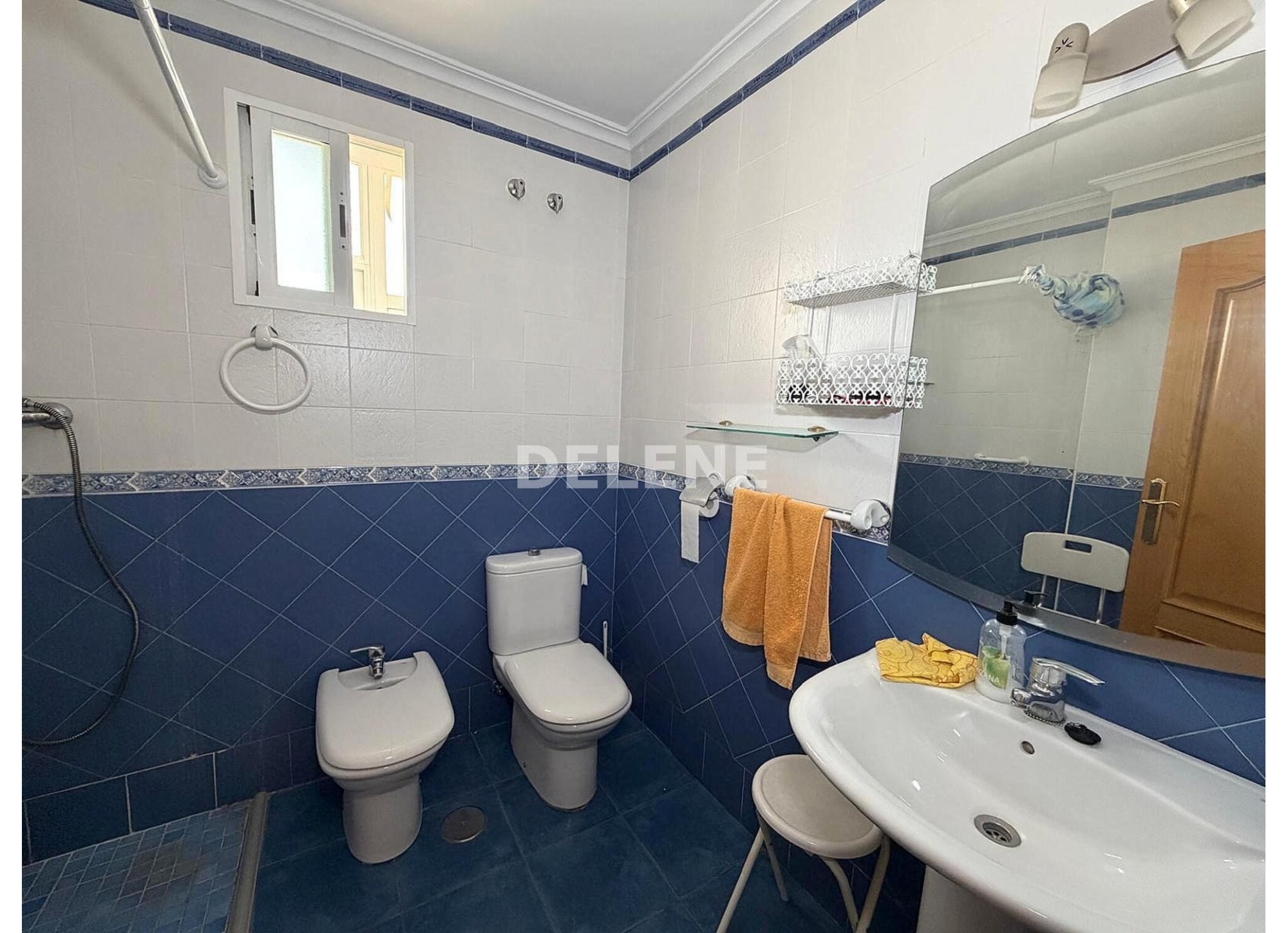 2988 PISO EN ZONA PLAZA NUEVA