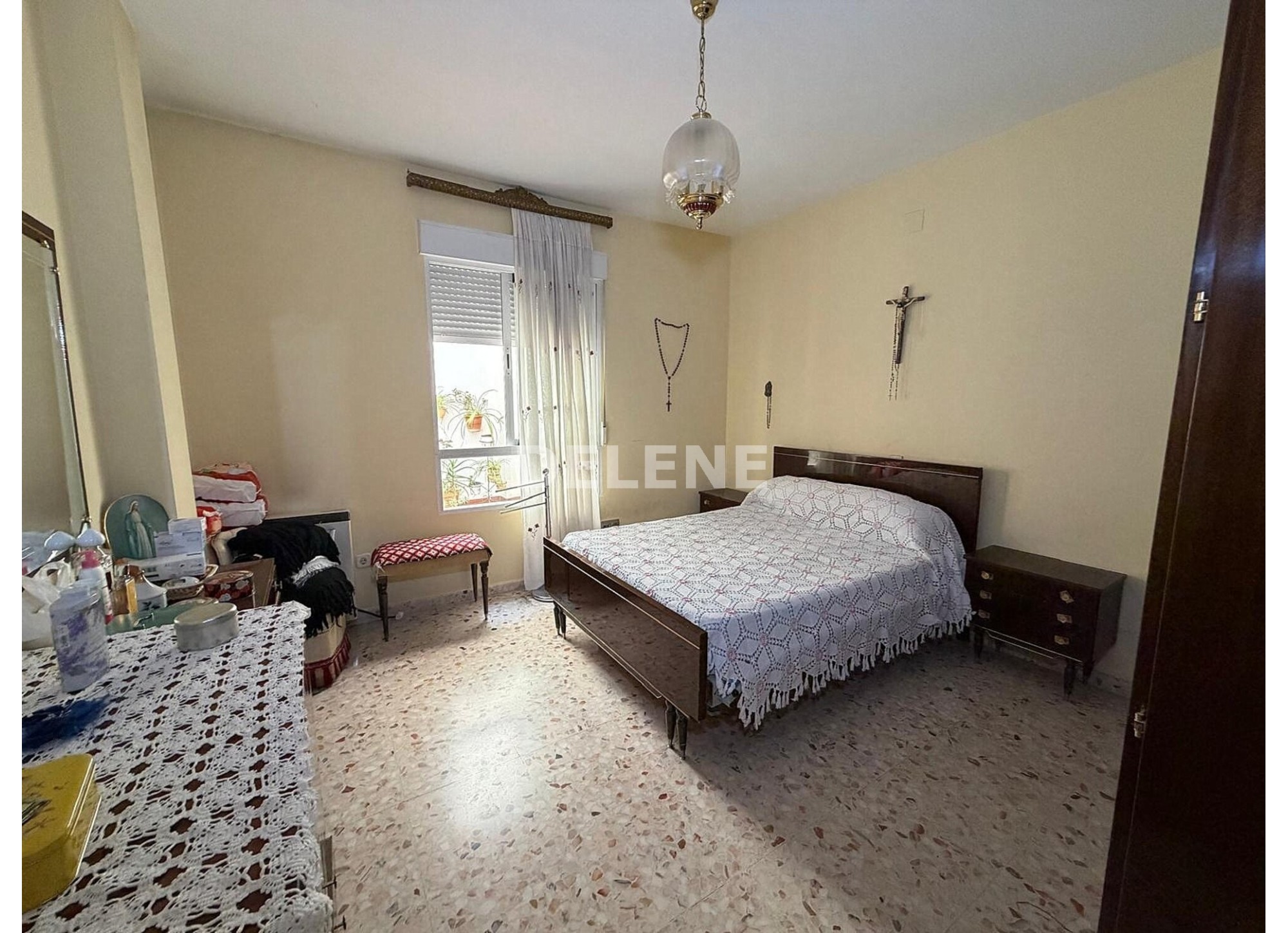 2988 PISO EN ZONA PLAZA NUEVA