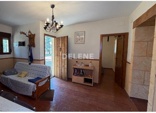 2987 CASA CON PATIO, CAÑADA DE AGRA