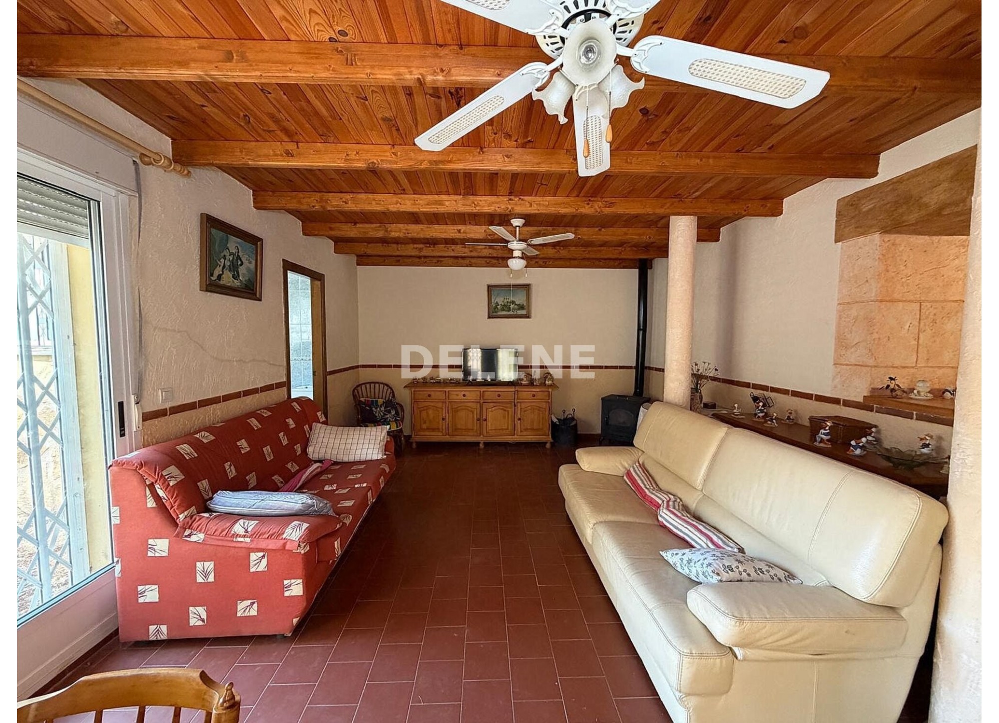 2987 CASA CON PATIO, CAÑADA DE AGRA