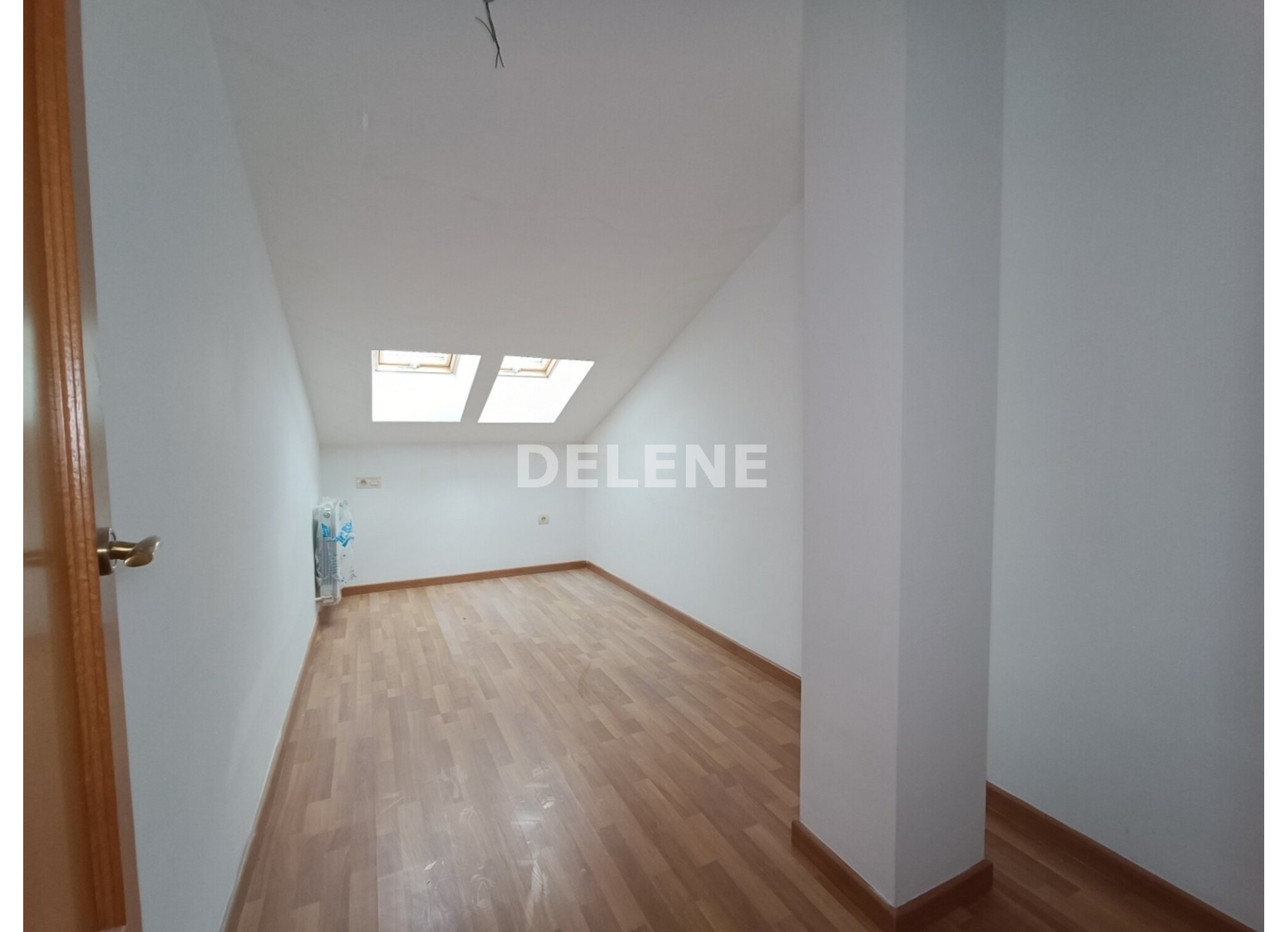 2990 PISO DUPLEX CON GARAJE, ZONA PISCINA RIBERA