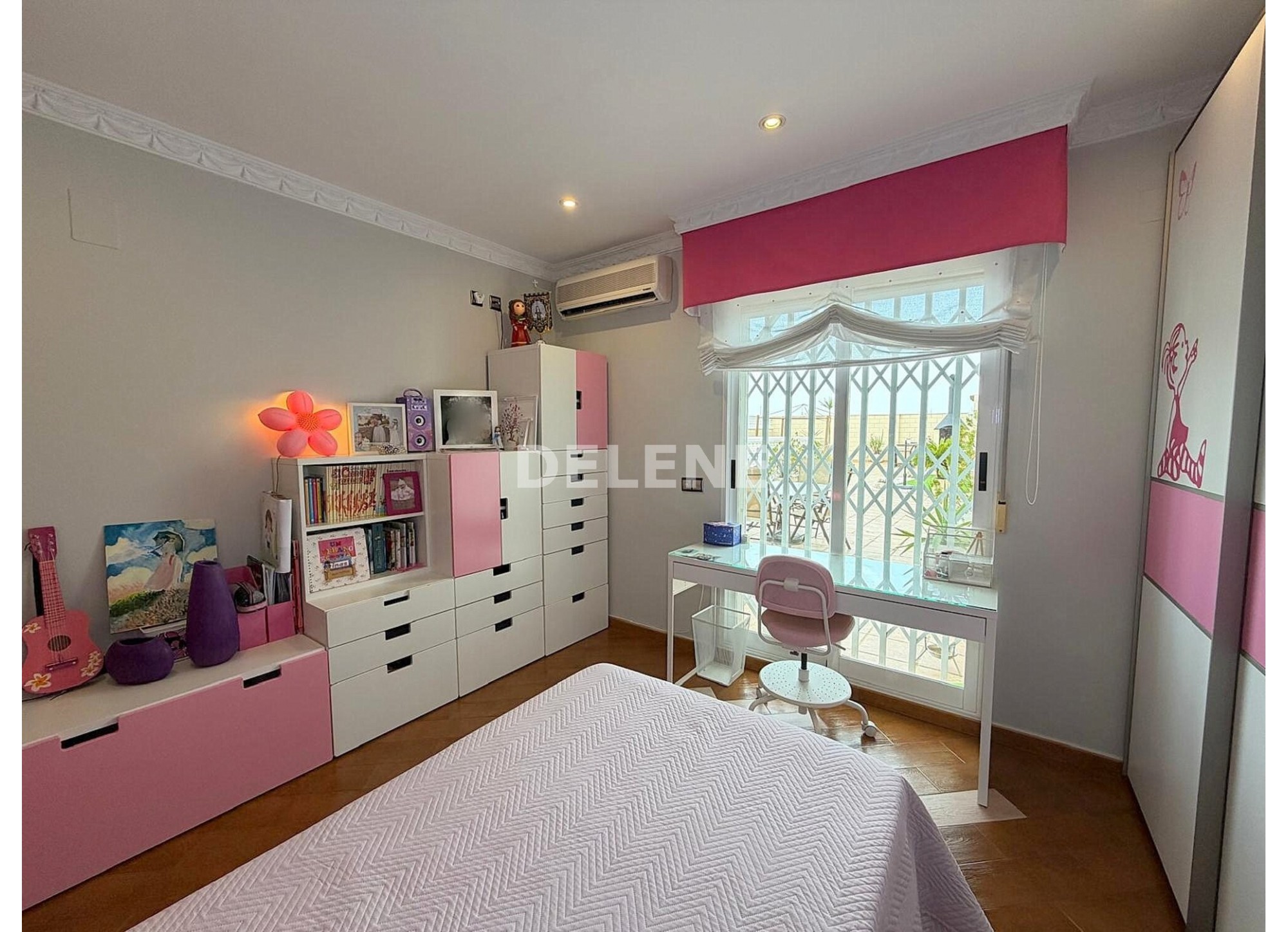 2991 PISO CON PATIO, AVDA LA LIBERTAD