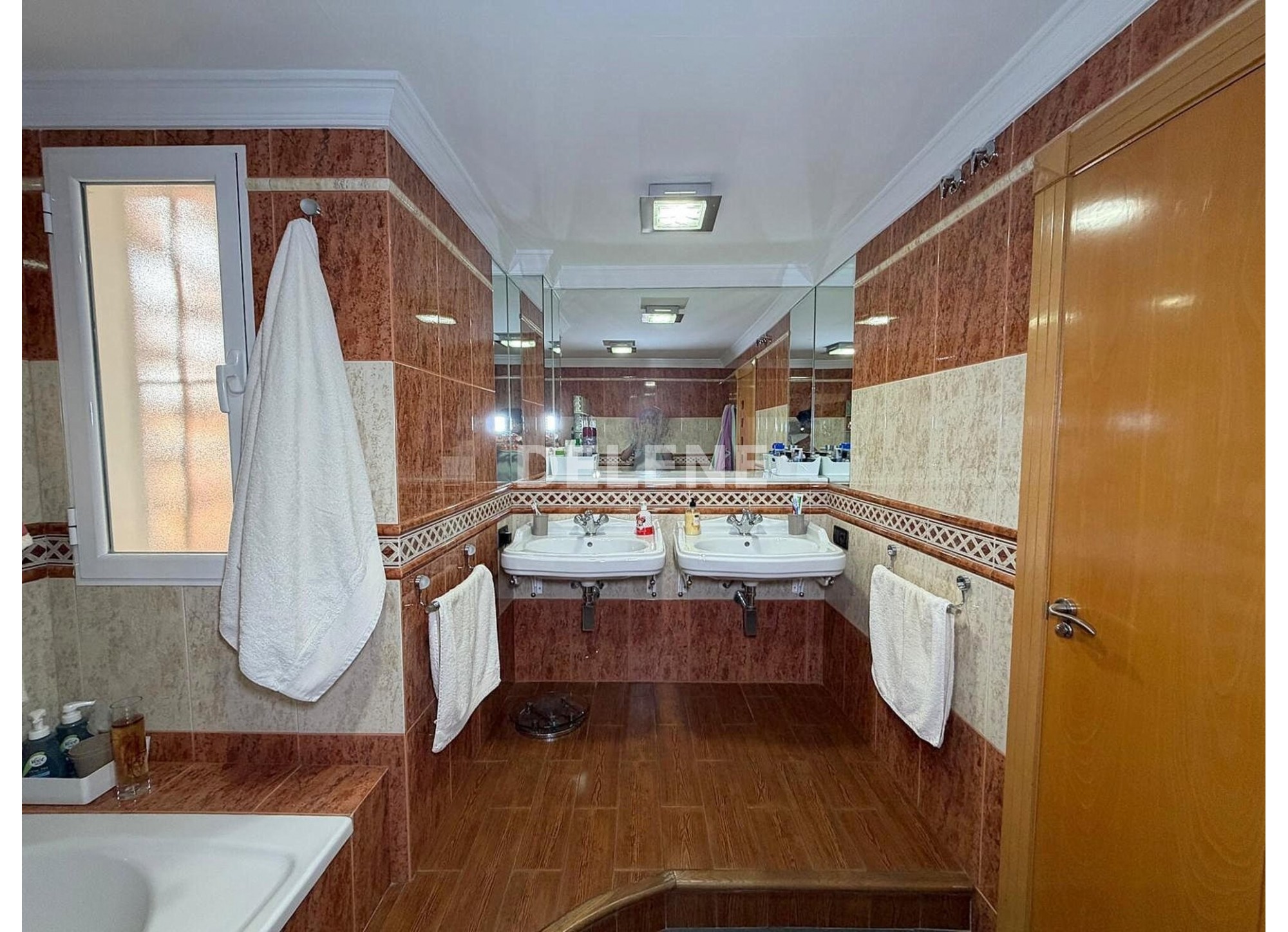 2991 PISO CON PATIO, AVDA LA LIBERTAD