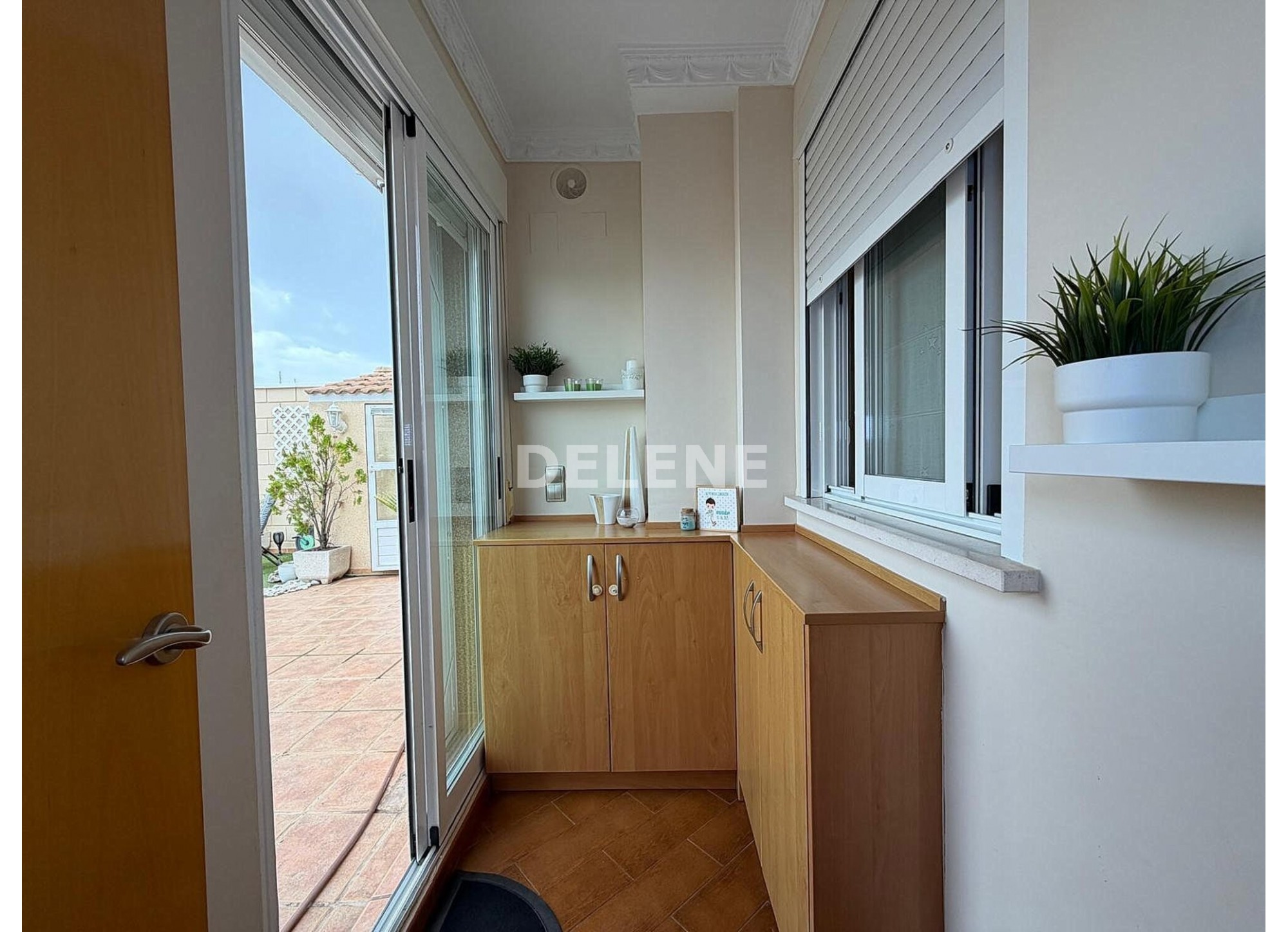 2991 PISO CON PATIO, AVDA LA LIBERTAD