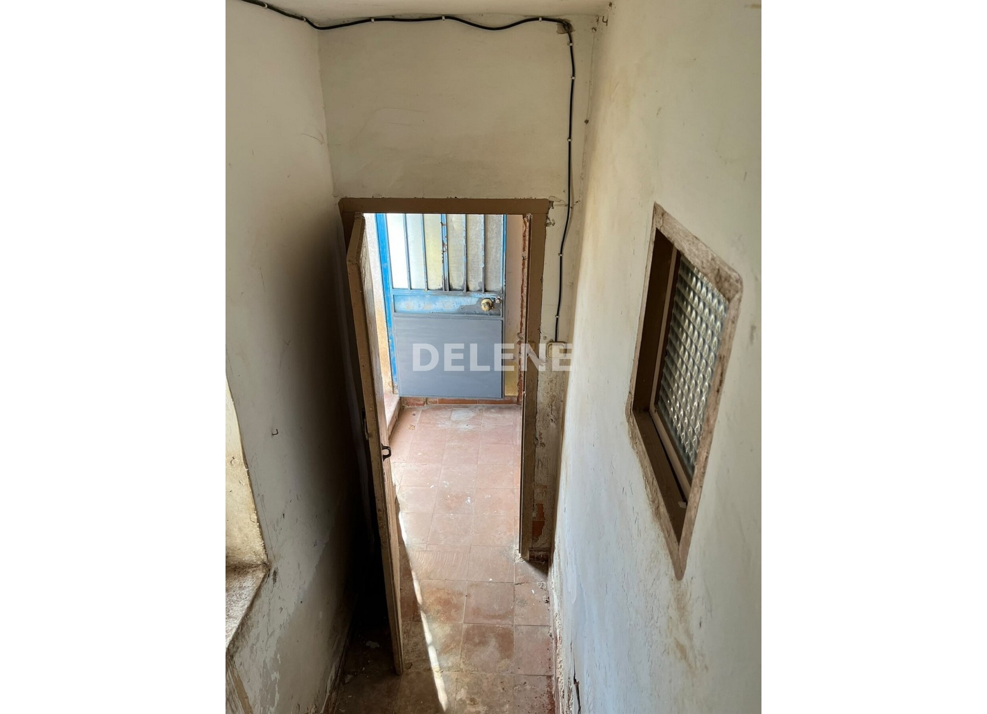 2993 CASA CON PATIO, CAÑADA DE AGRA