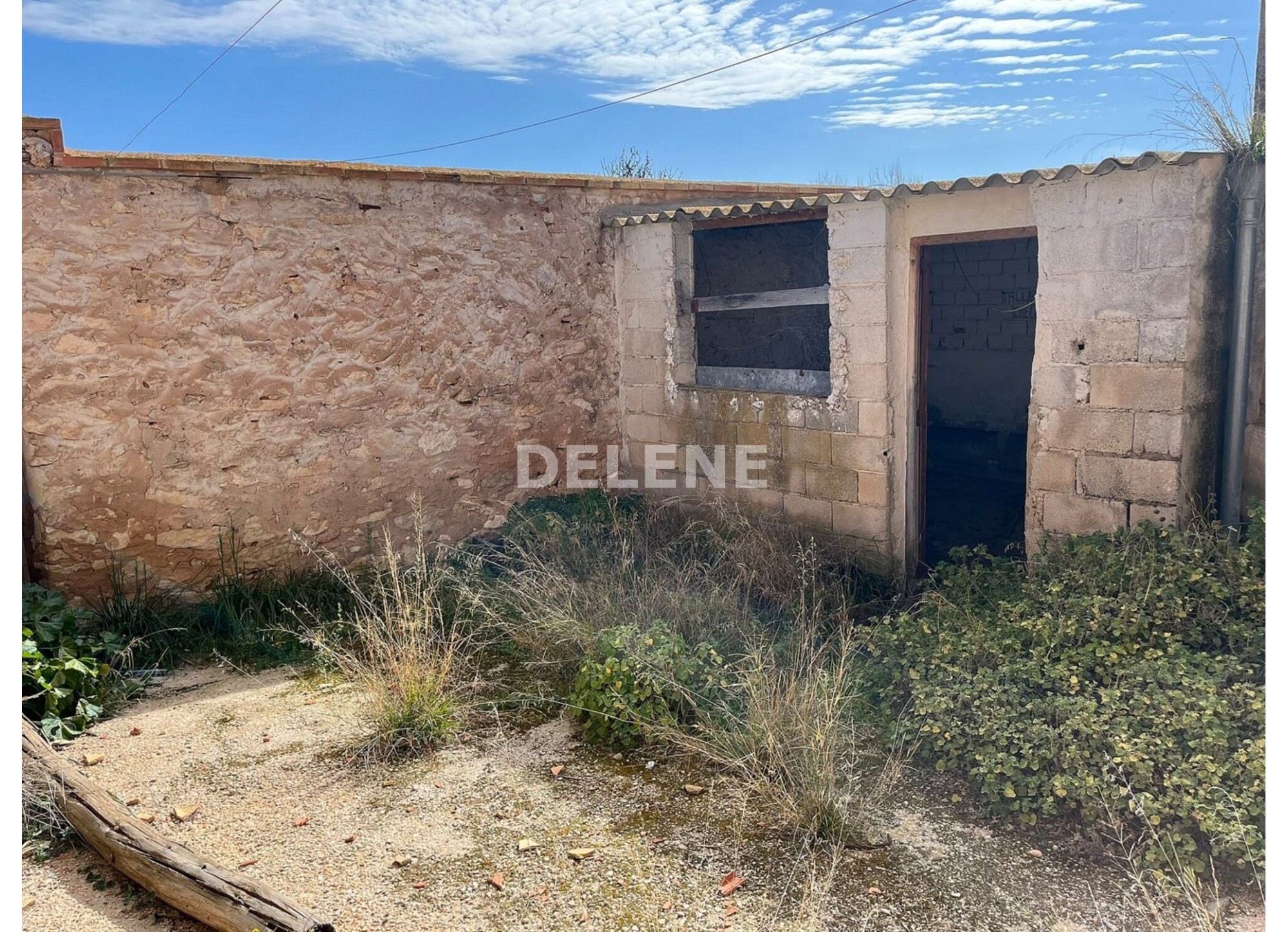 2993 CASA CON PATIO, CAÑADA DE AGRA