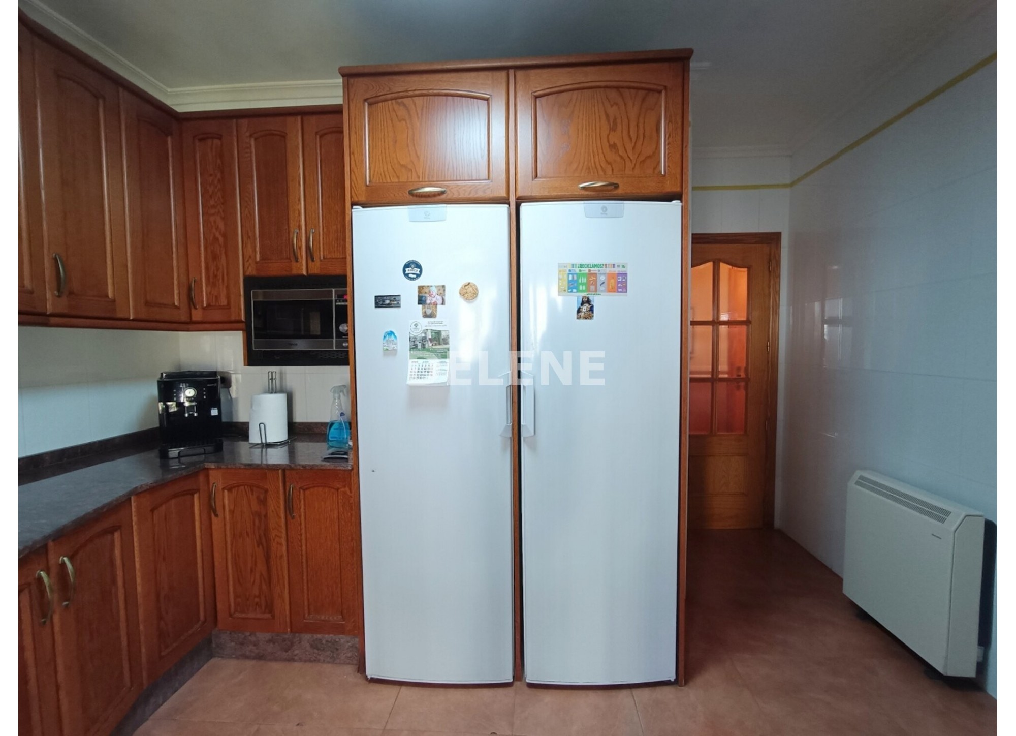 2995 PISO CON BALCON Y TERRAZA, ZONA MERCADONA