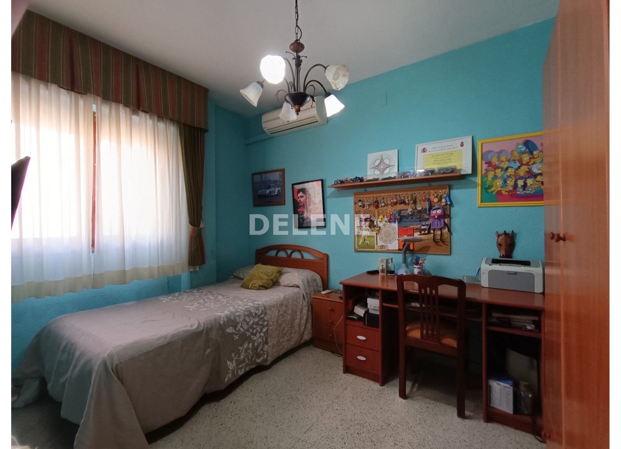 2995 PISO CON BALCON Y TERRAZA, ZONA MERCADONA