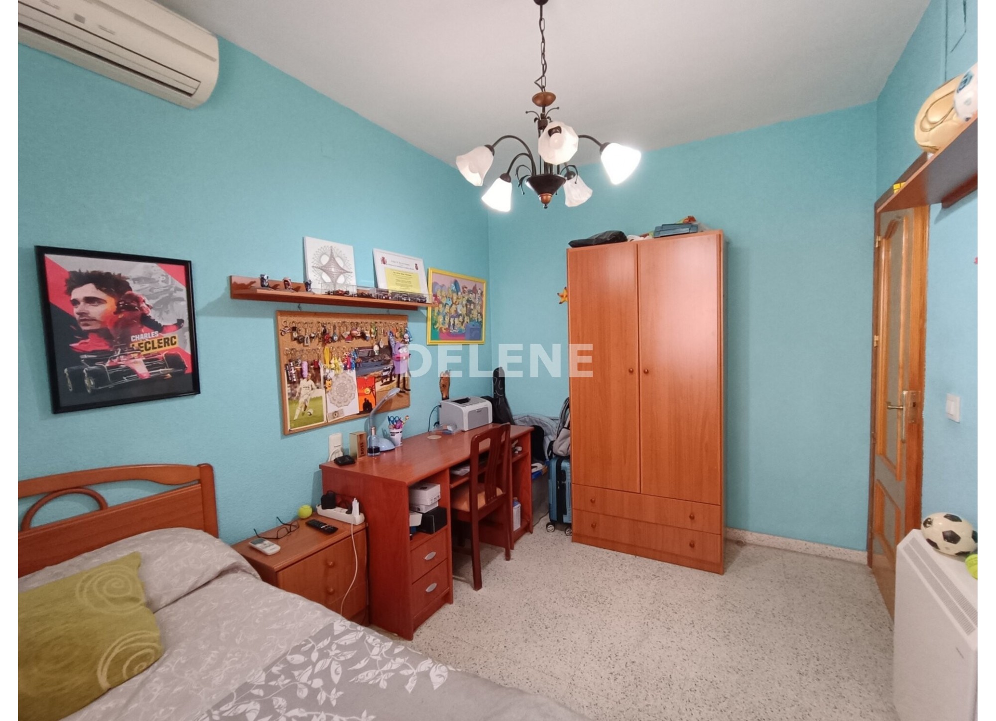 2995 PISO CON BALCON Y TERRAZA, ZONA MERCADONA