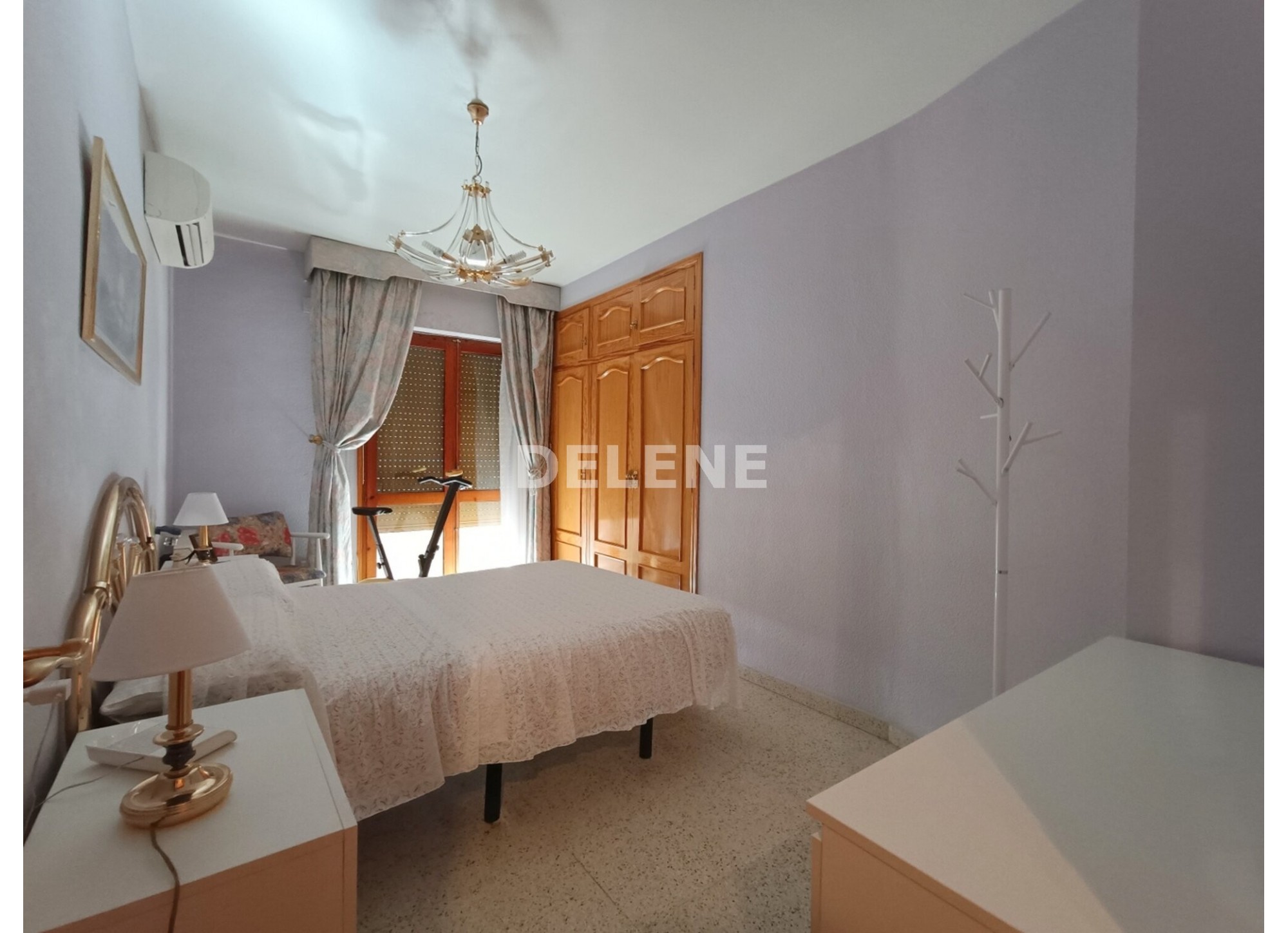 2995 PISO CON BALCON Y TERRAZA, ZONA MERCADONA