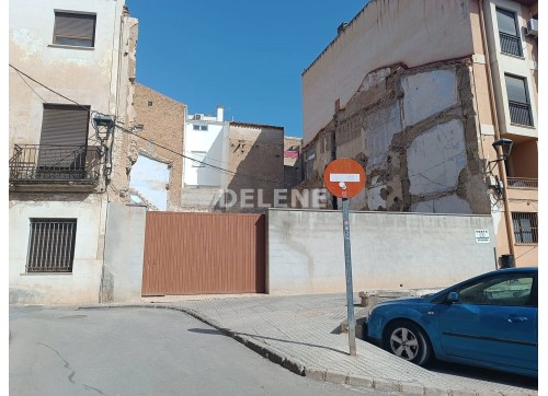 2672 SOLAR URBANO EN HELLIN