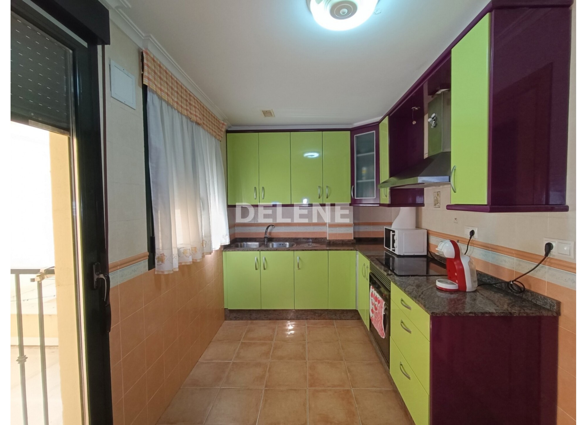 3000 PISO, ZONA HOSPITAL