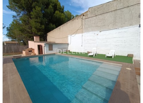 3003 CHALET DE CAMPO CON PISCINA, TERRENO Y NAVES, ZONA CLUB DE TENIS