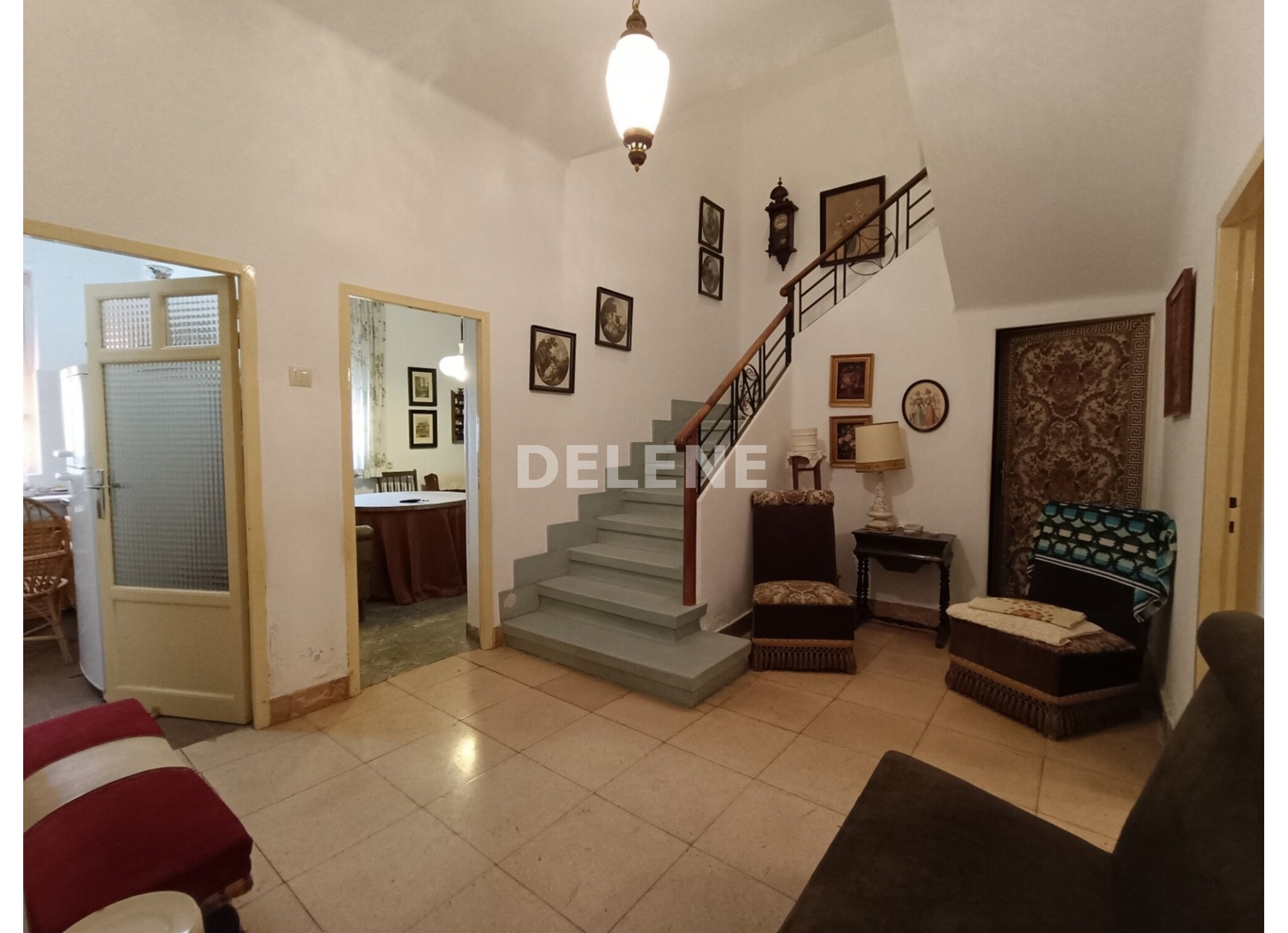 3004 CASA CON PATIO, ZONA PARQUE