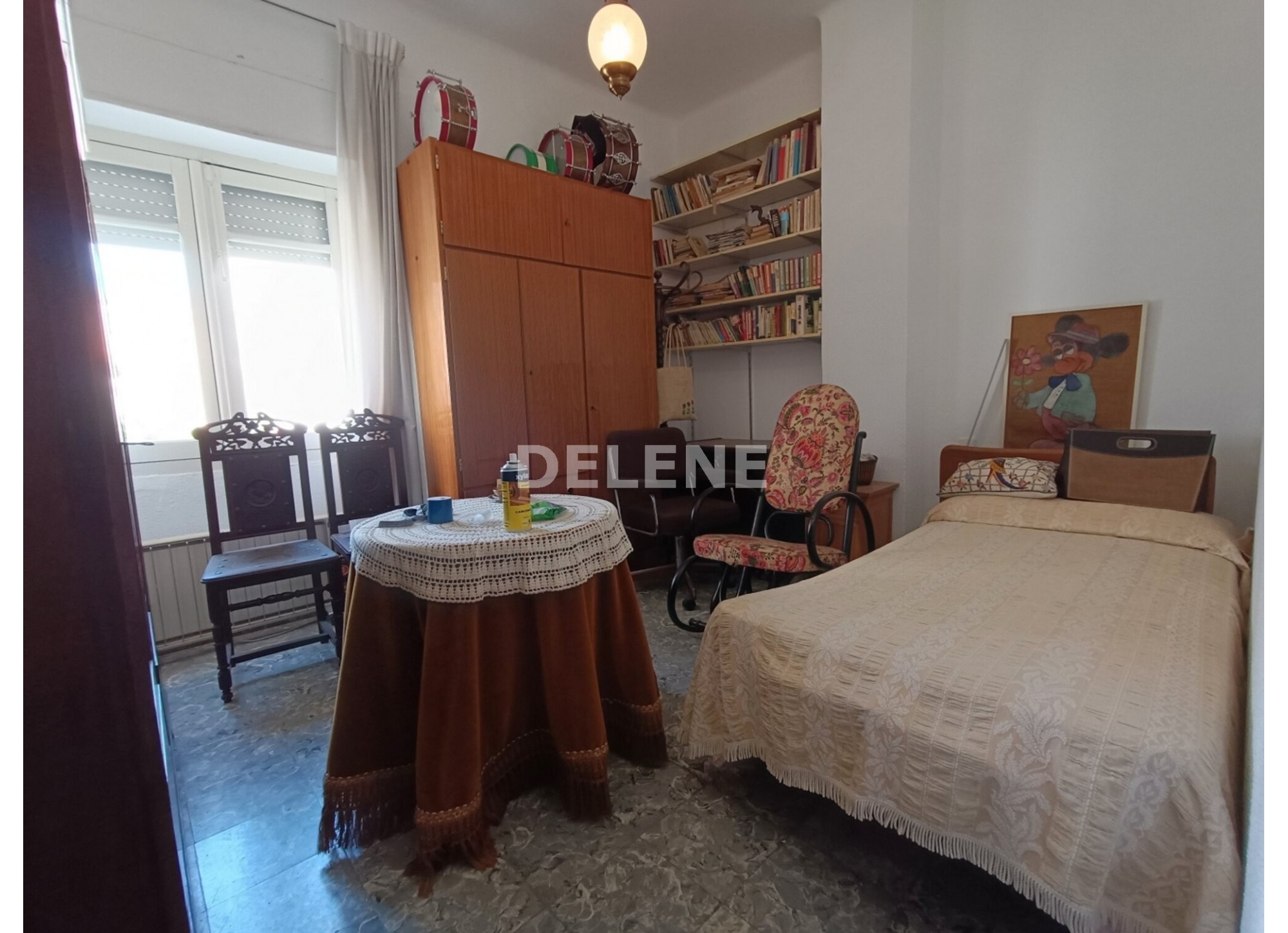 3004 CASA CON PATIO, ZONA PARQUE