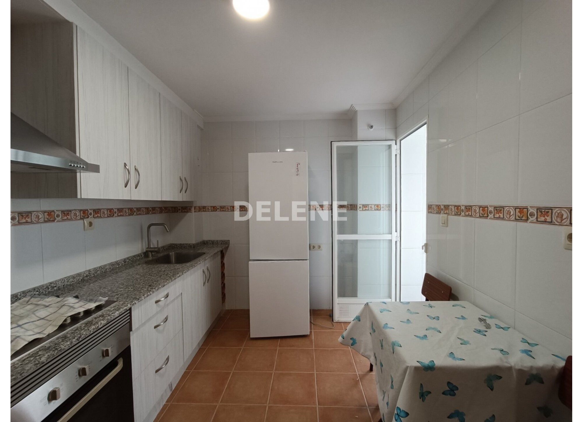 3009 PISO CON BALCON EN ISSO