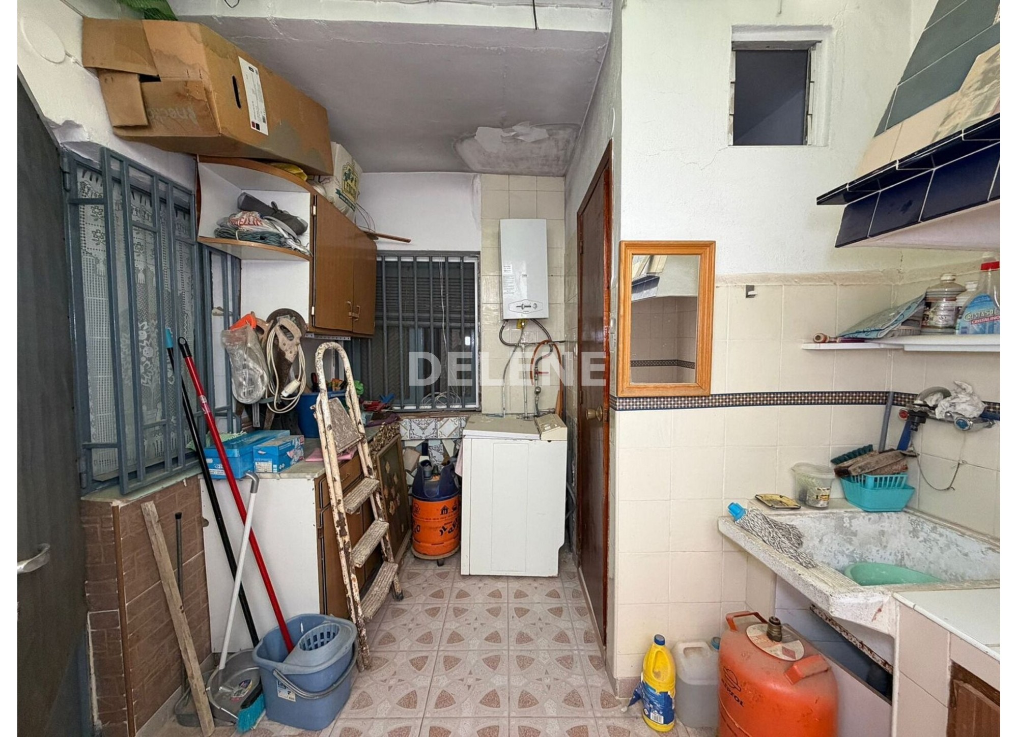 3014 CASA DOS PLANTAS, ZONA SAN ROQUE