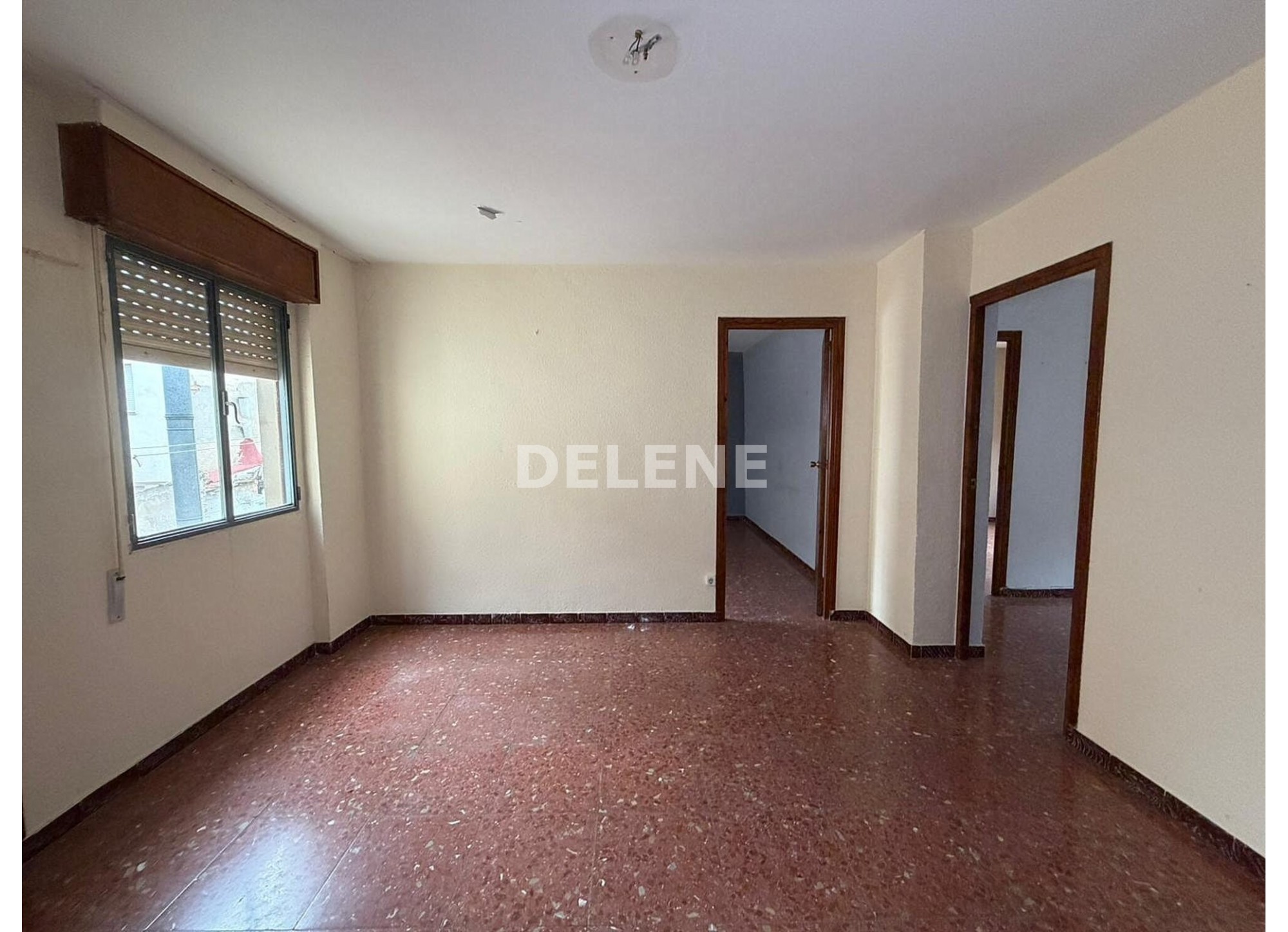 3014 CASA DOS PLANTAS, ZONA SAN ROQUE