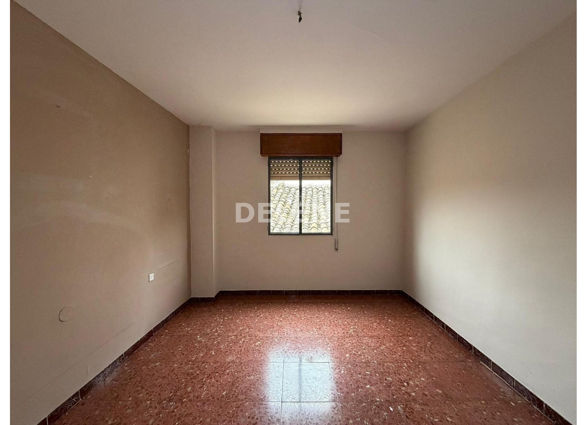 3014 CASA DOS PLANTAS, ZONA SAN ROQUE