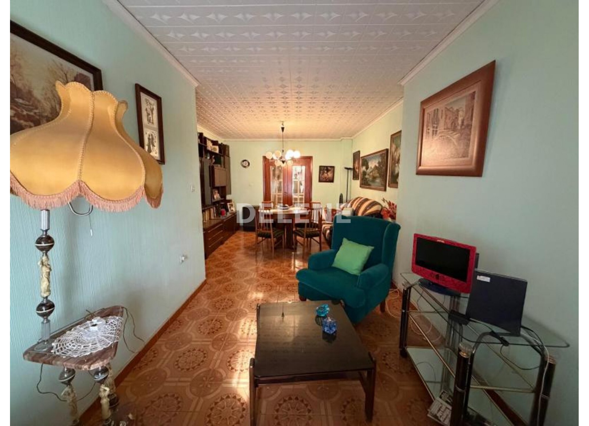 3016 PISO CON BALCÓN, ZONA MERCADONA