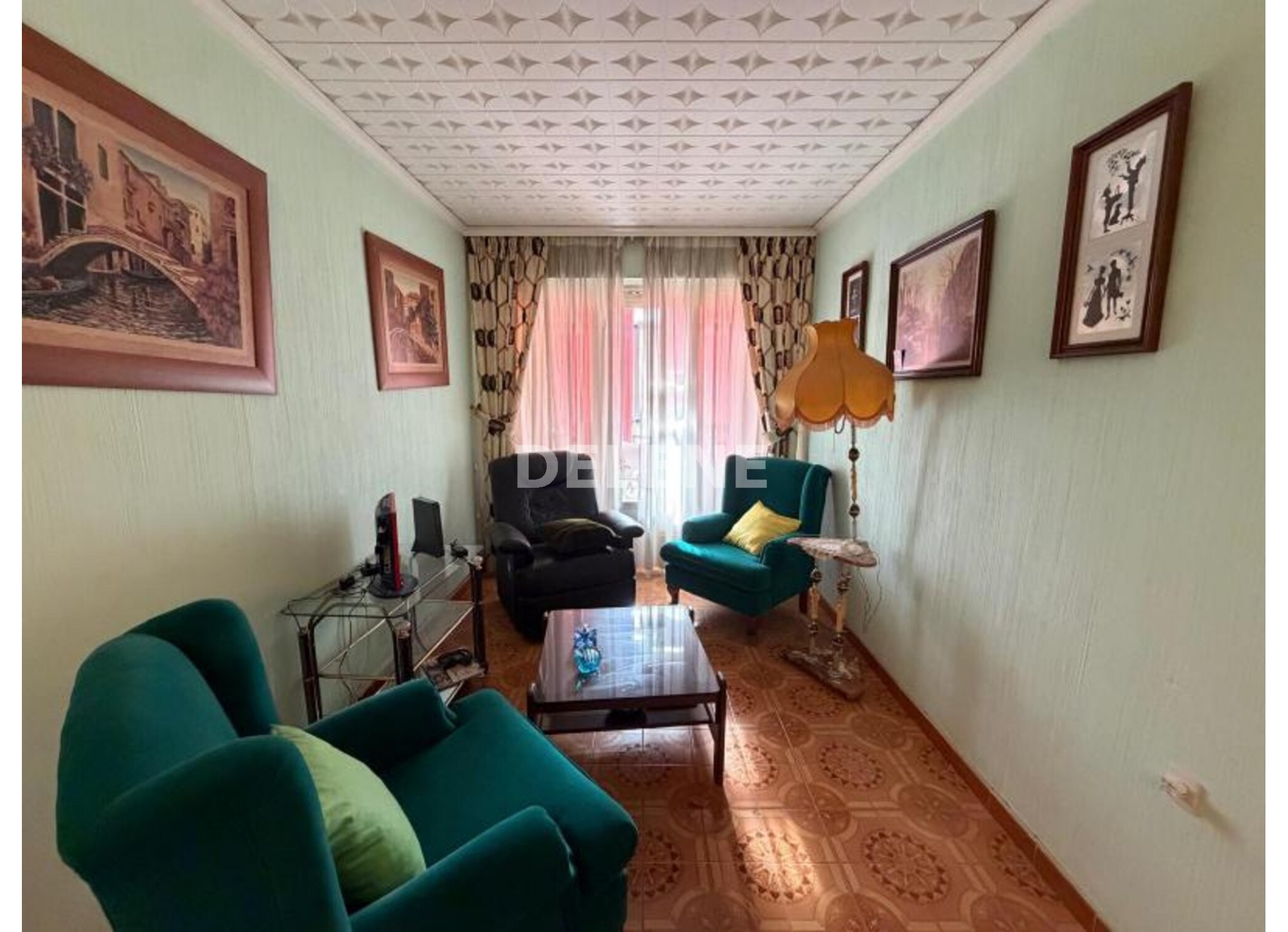 3016 PISO CON BALCÓN, ZONA MERCADONA